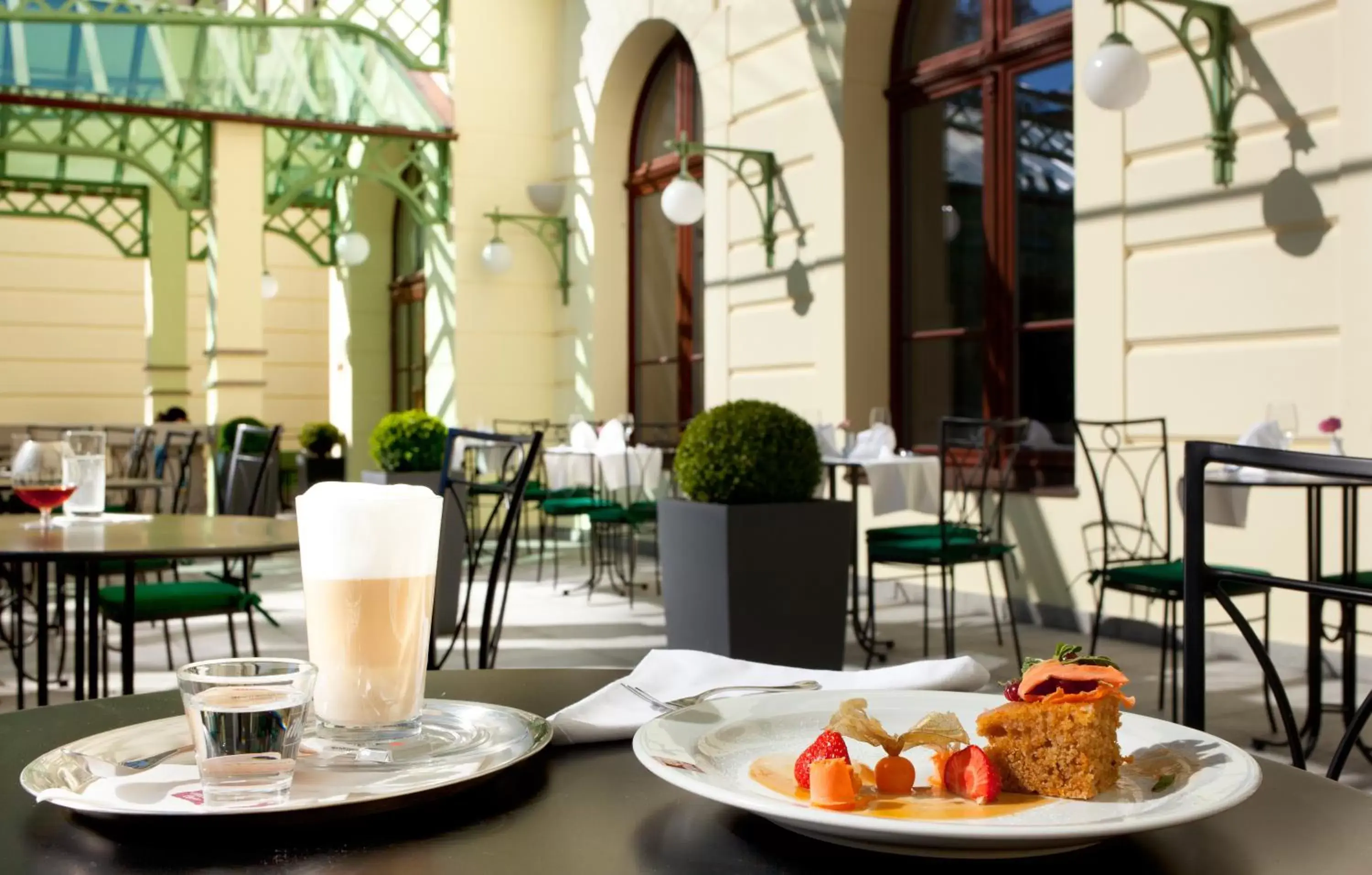 Restaurant/Places to Eat in Clarion Grandhotel Zlaty Lev