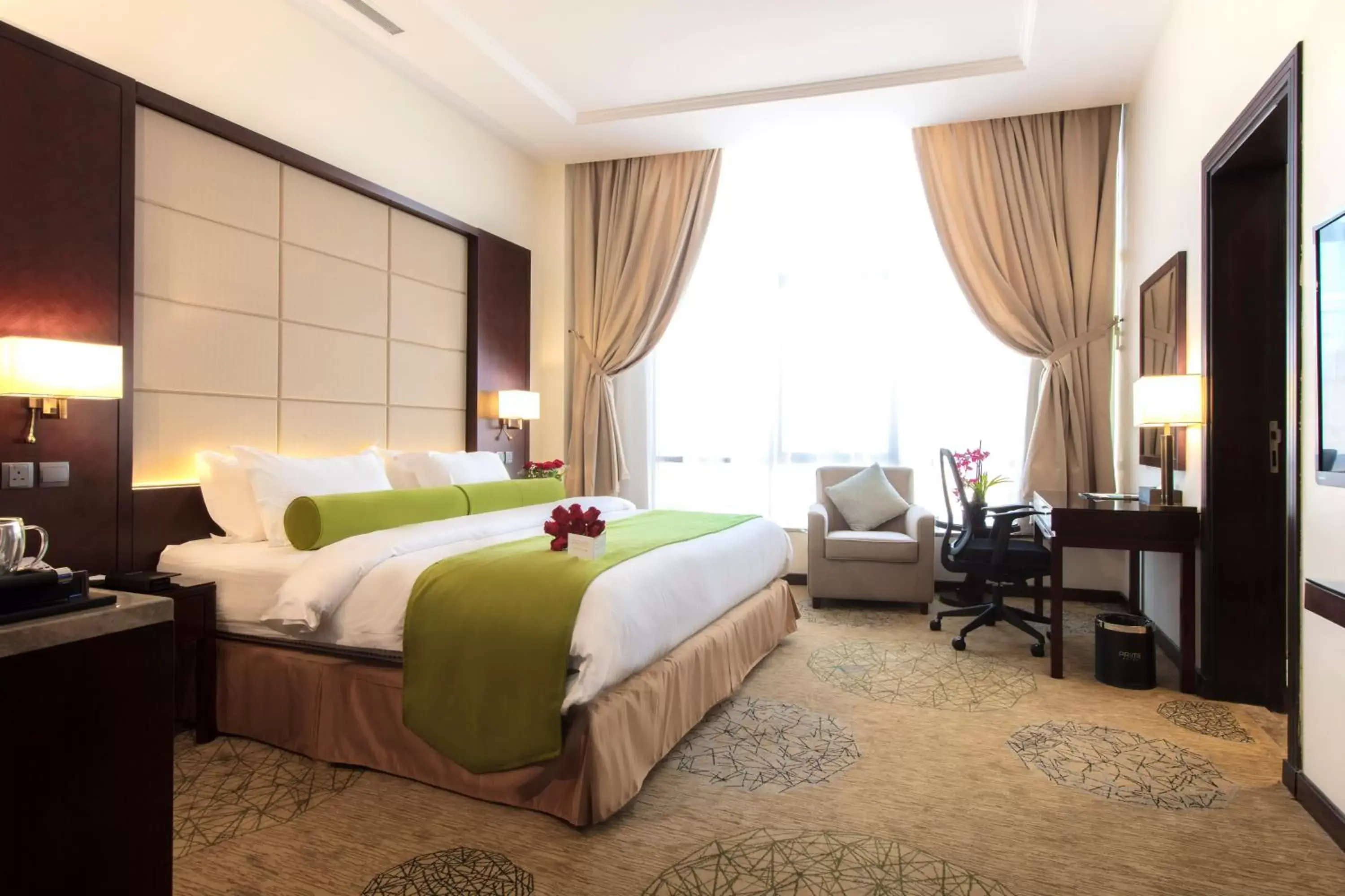 Photo of the whole room, Bed in Prime Al Hamra Hotel
