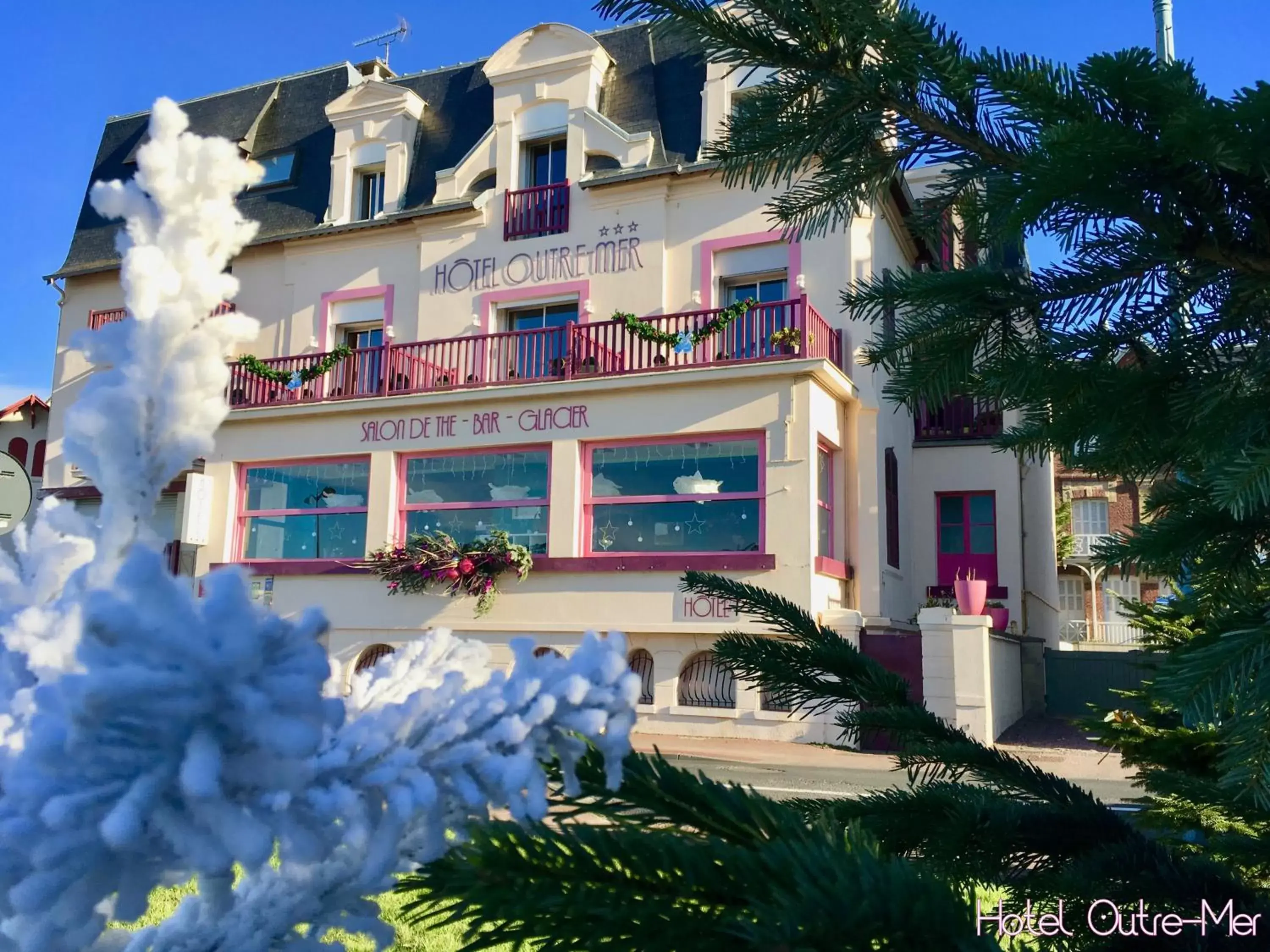 Nearby landmark, Property Building in Hôtel Outre-Mer - Villa Le Couchant