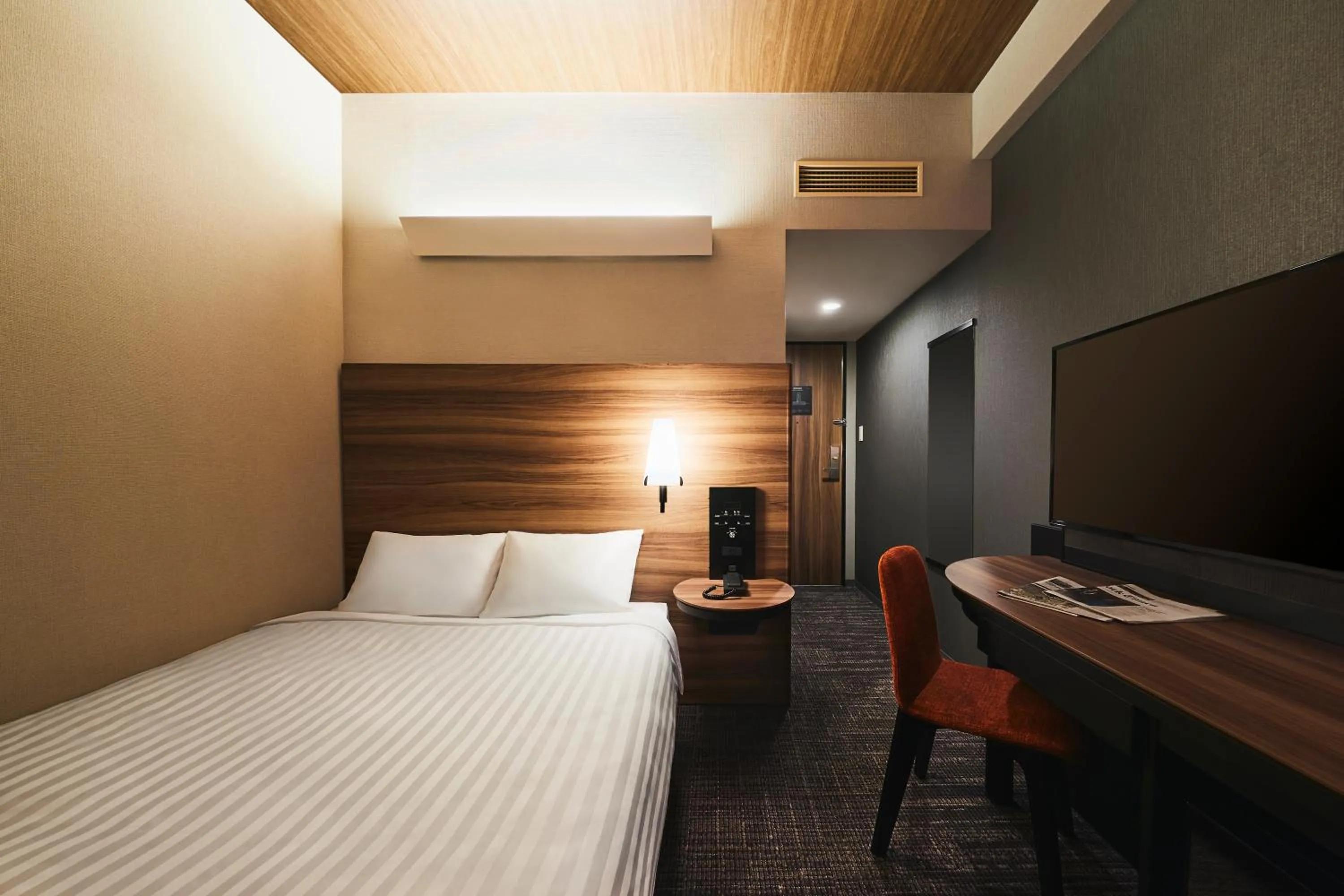 Bed in Rihga Nakanoshima Inn