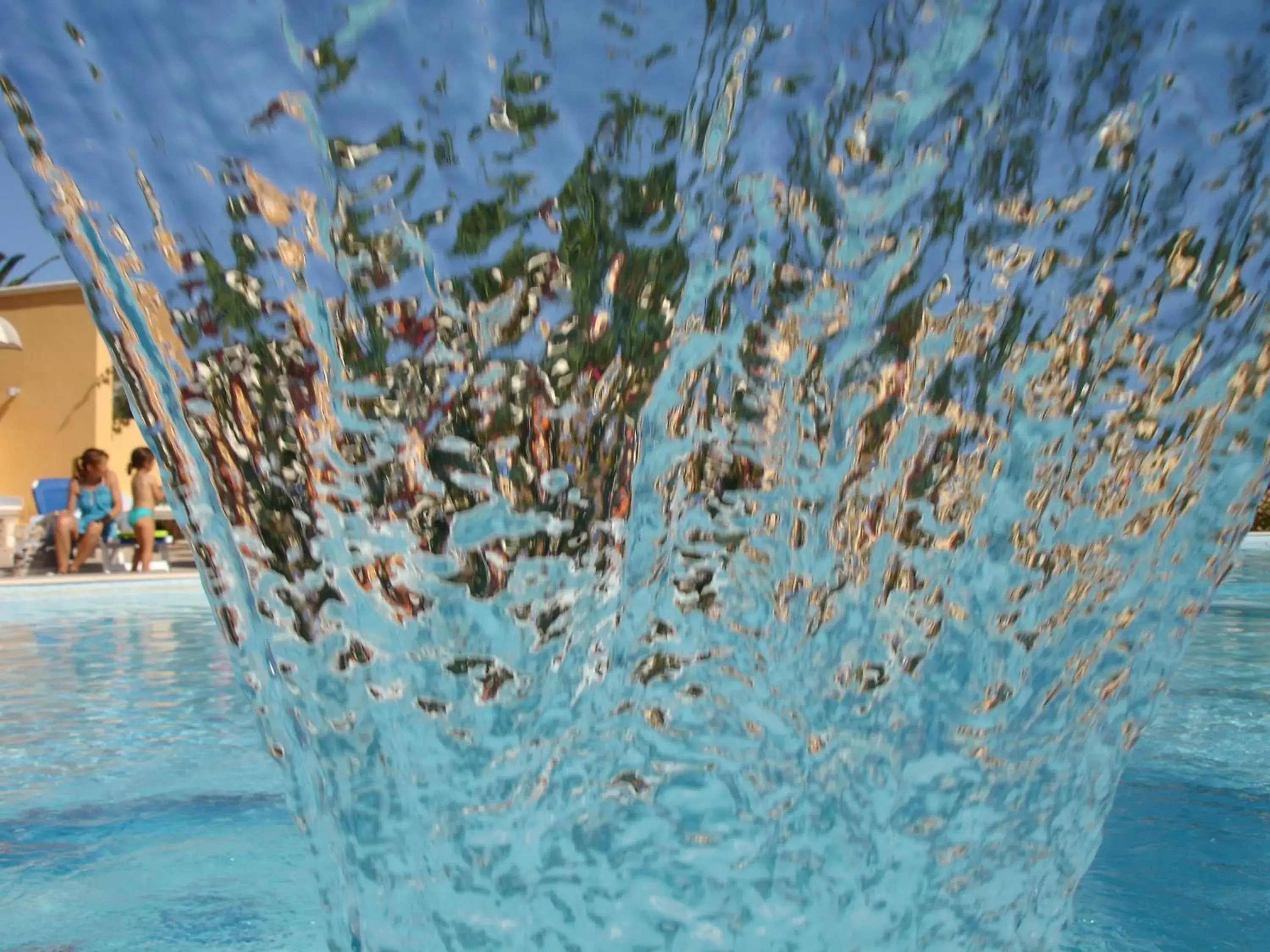 Swimming pool in Hotel I Melograni