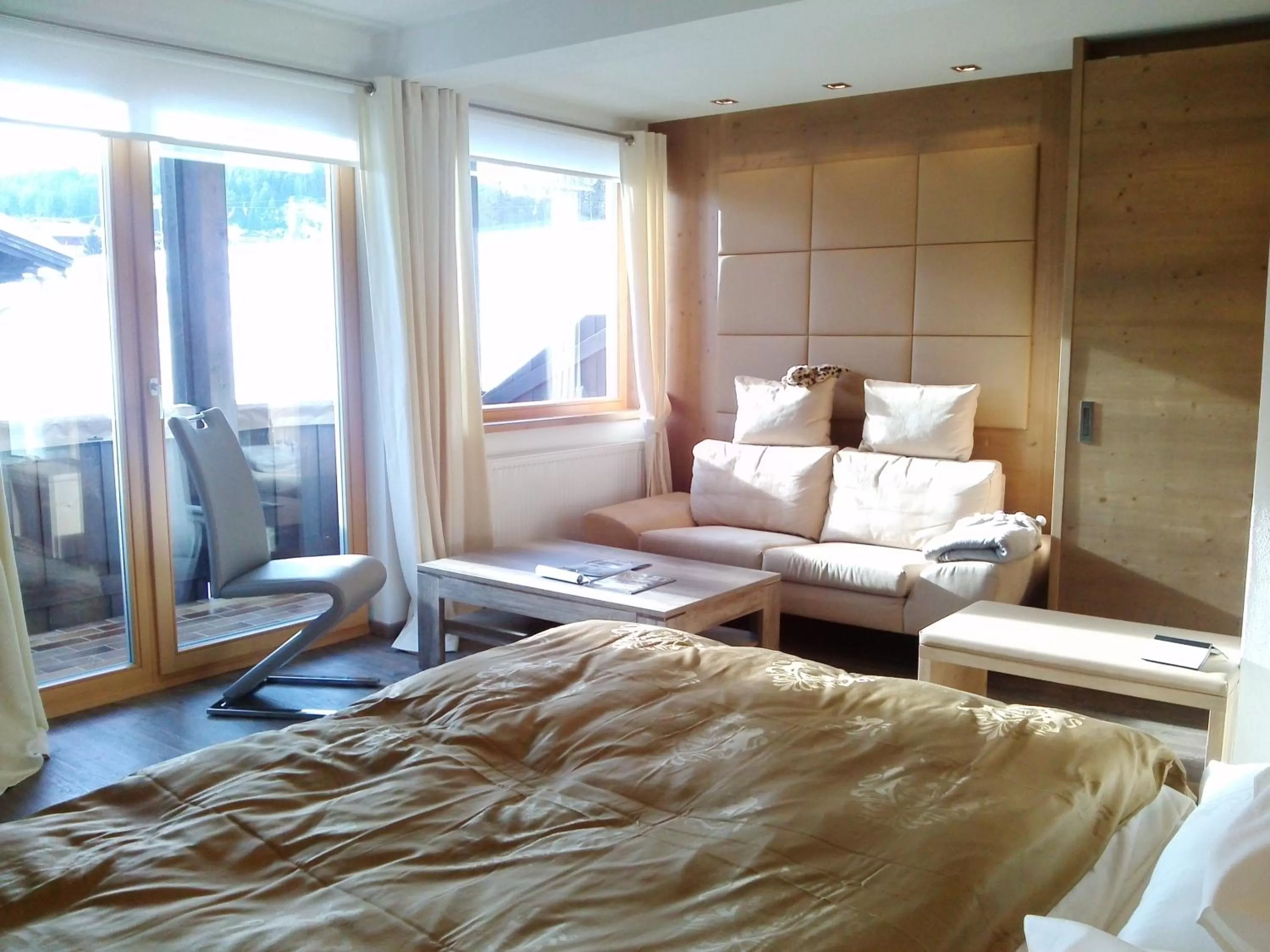 Photo of the whole room, Bed in Hotel Vergeiner