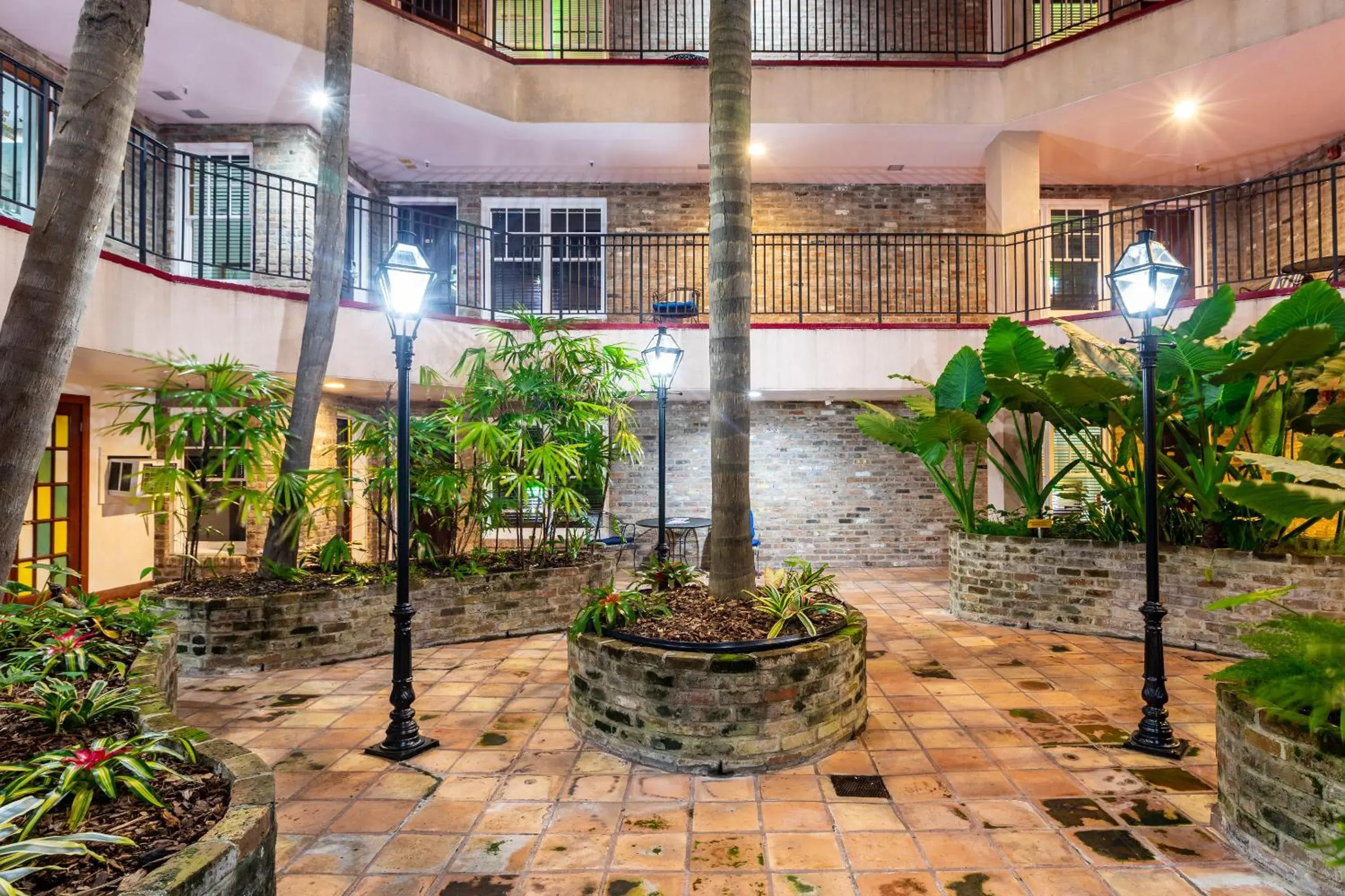 Inner courtyard view in Hotel de la Monnaie