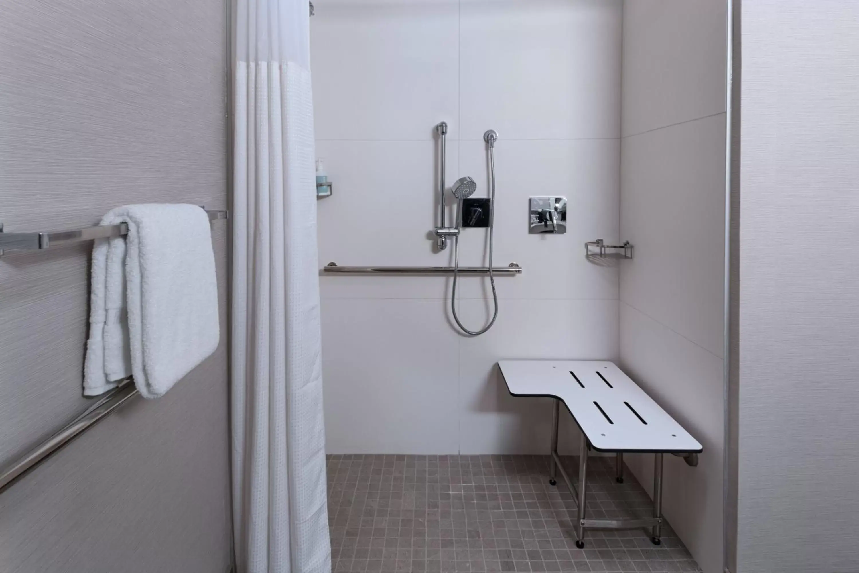 Bathroom in Courtyard by Marriott Dallas Richardson at Spring Valley