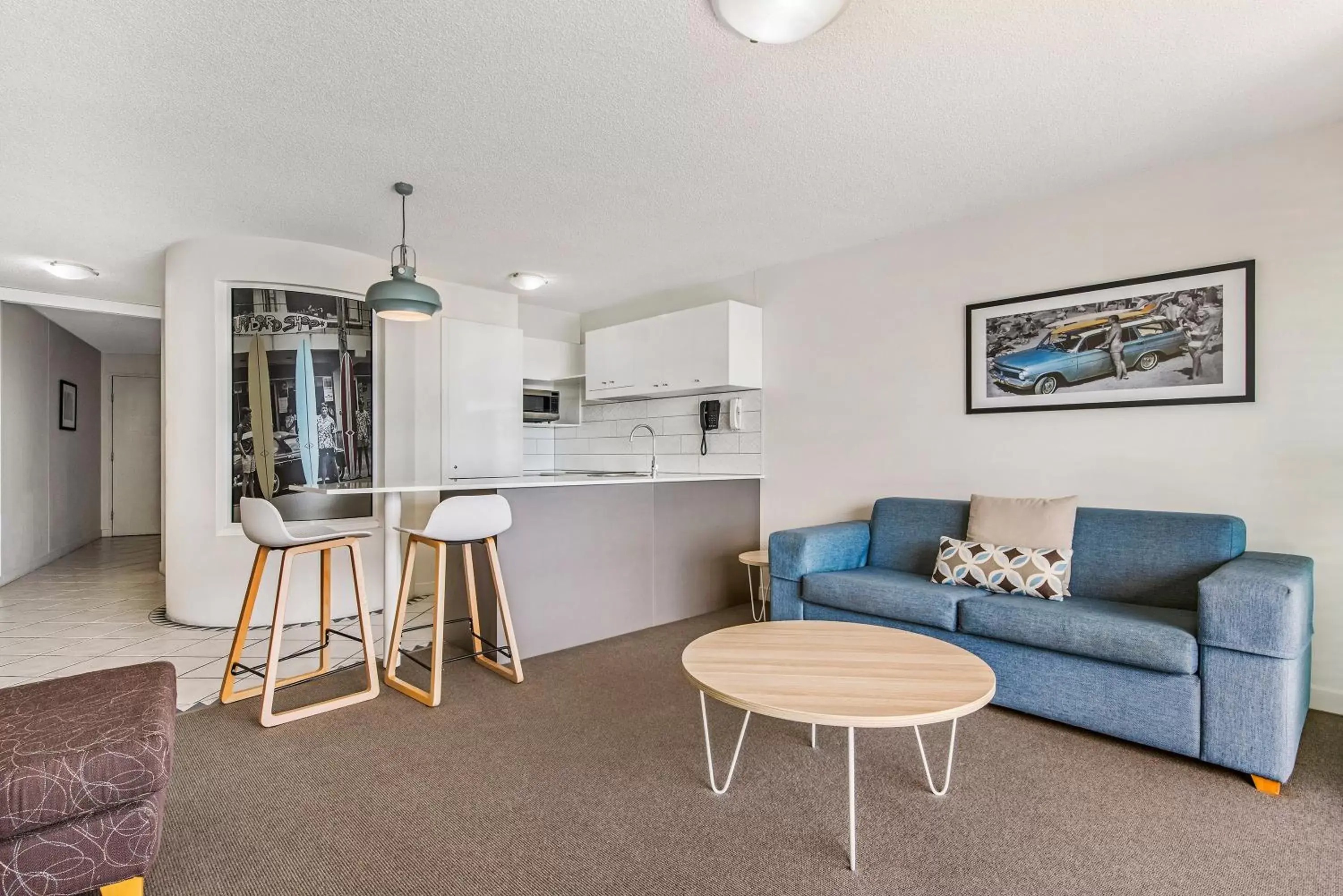 Kitchen or kitchenette, Seating Area in Mantra Mooloolaba Beach