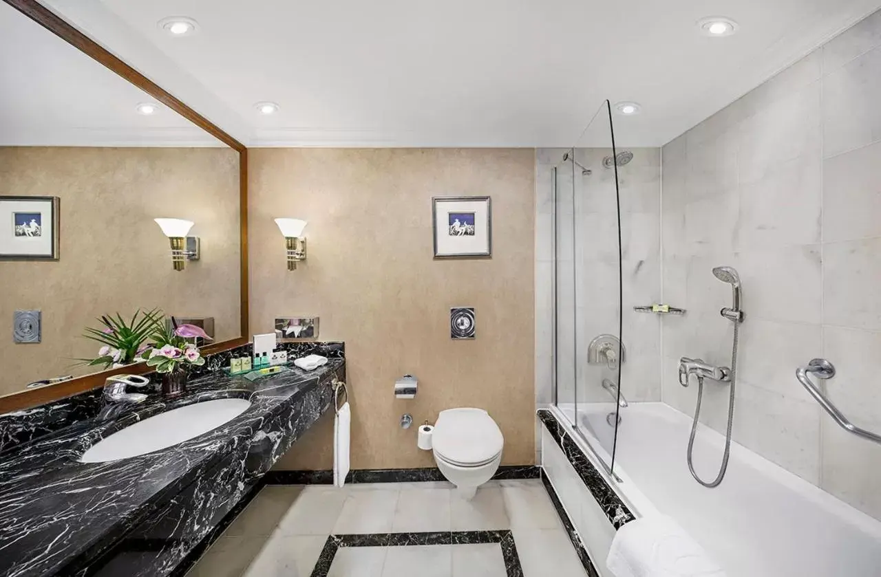Toilet, Bathroom in InterContinental Istanbul, an IHG Hotel