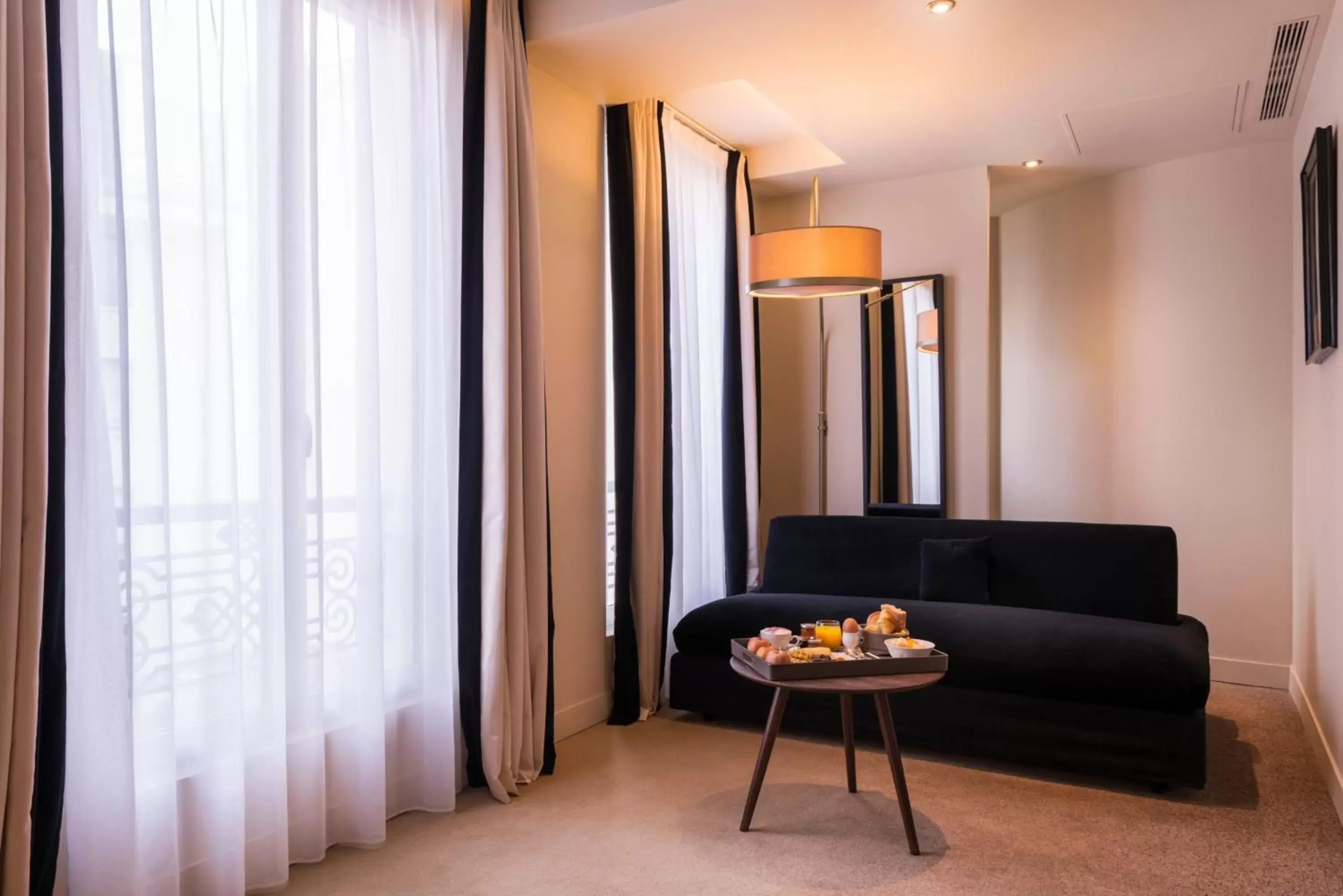 Junior Suite in Hôtel La Bourdonnais by Inwood Hotels