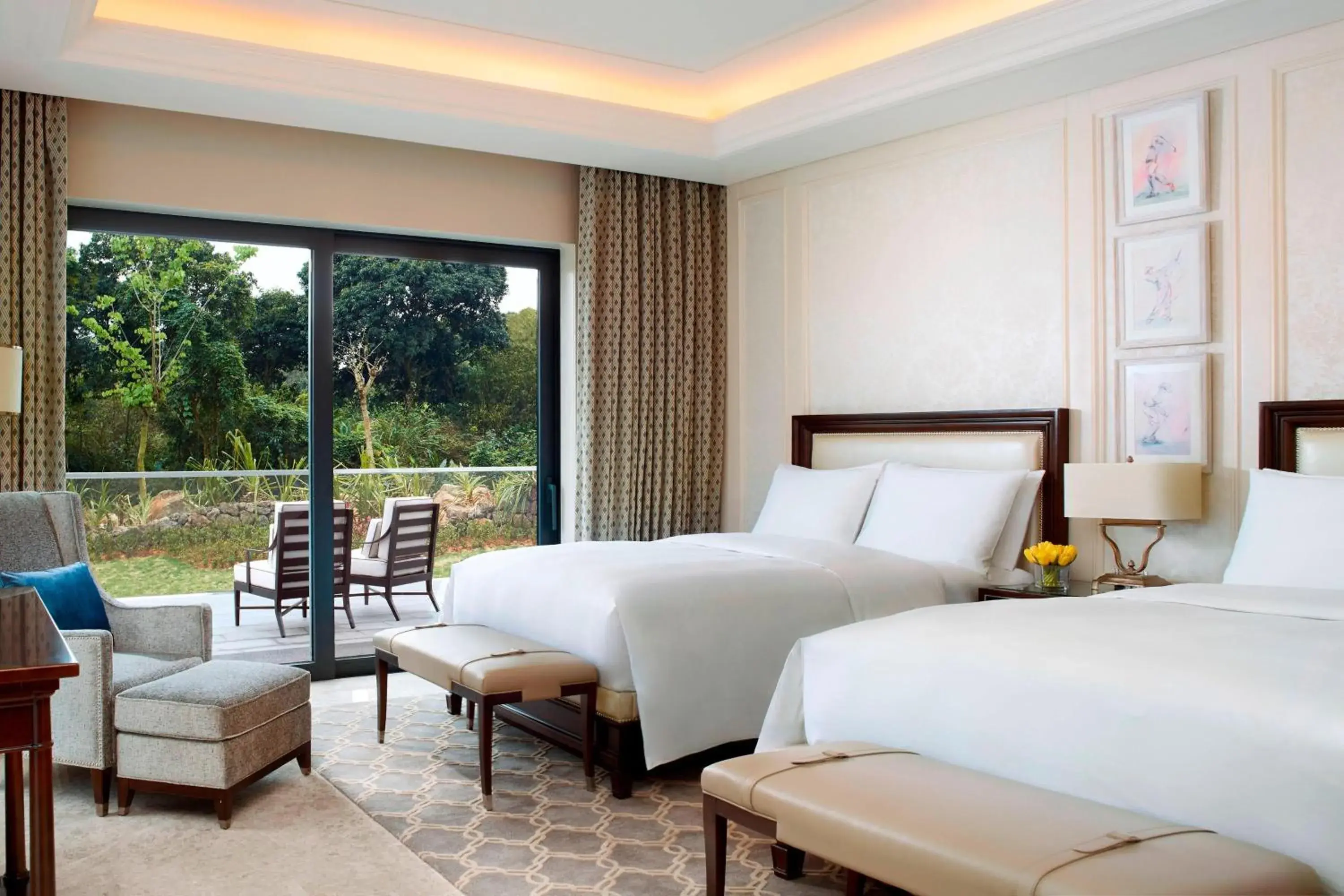 Bedroom, Bed in The Ritz-Carlton, Haikou