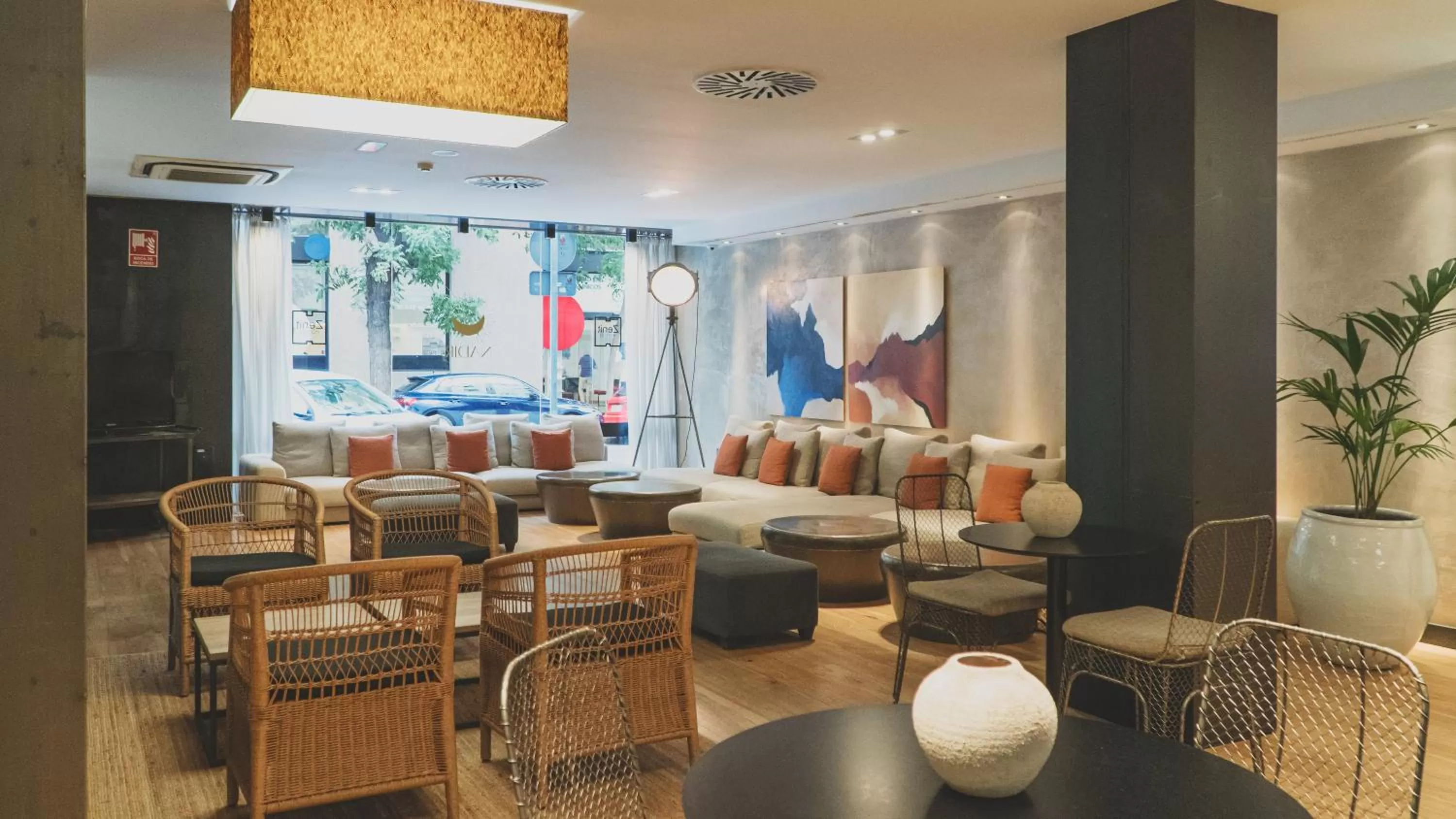 Communal lounge/ TV room in Zenit Abeba