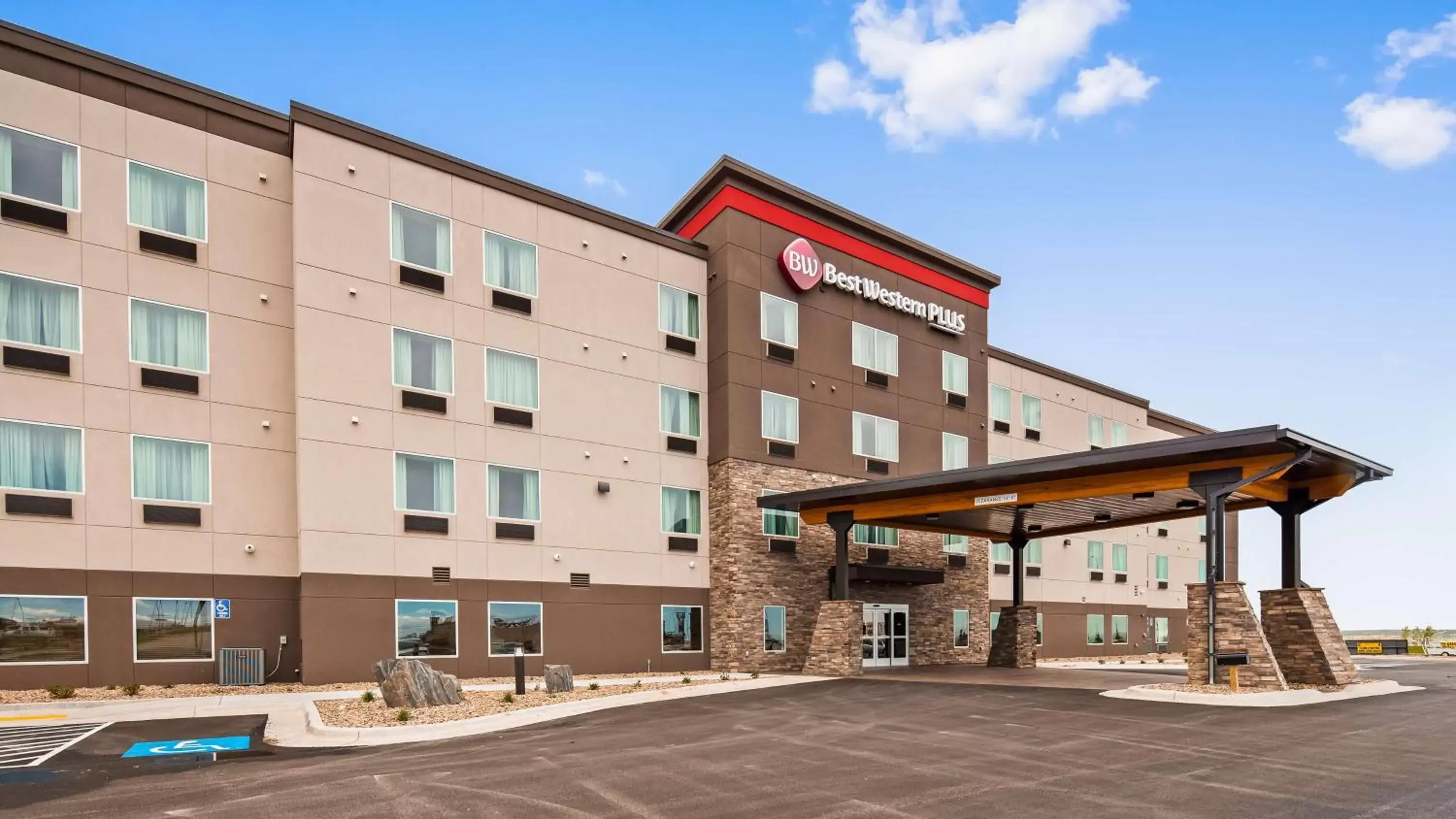 Property building in Best Western Plus Rapid City Rushmore
