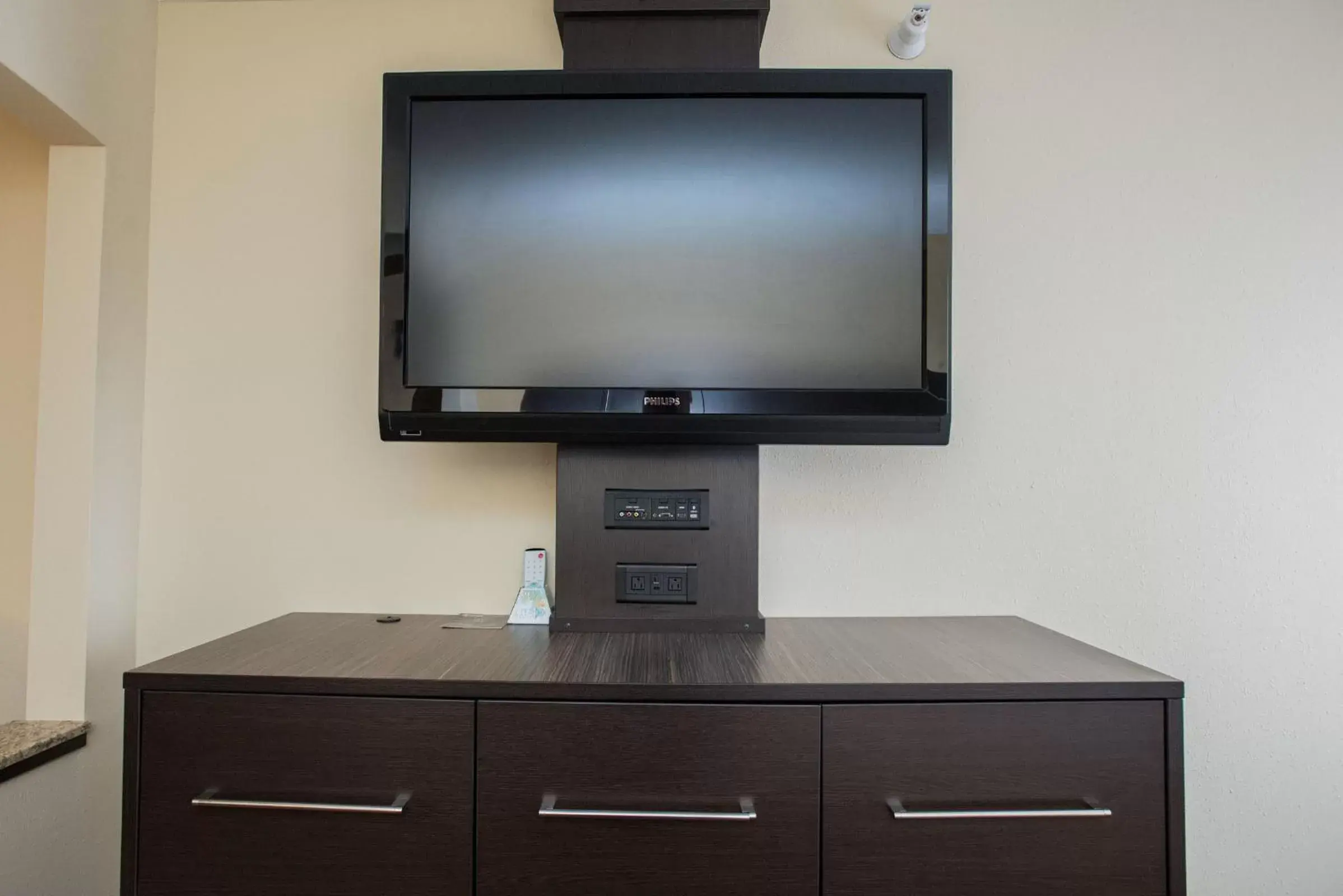 TV/Entertainment Center in Holiday Inn Express Hotels & Suites Topeka West, an IHG Hotel
