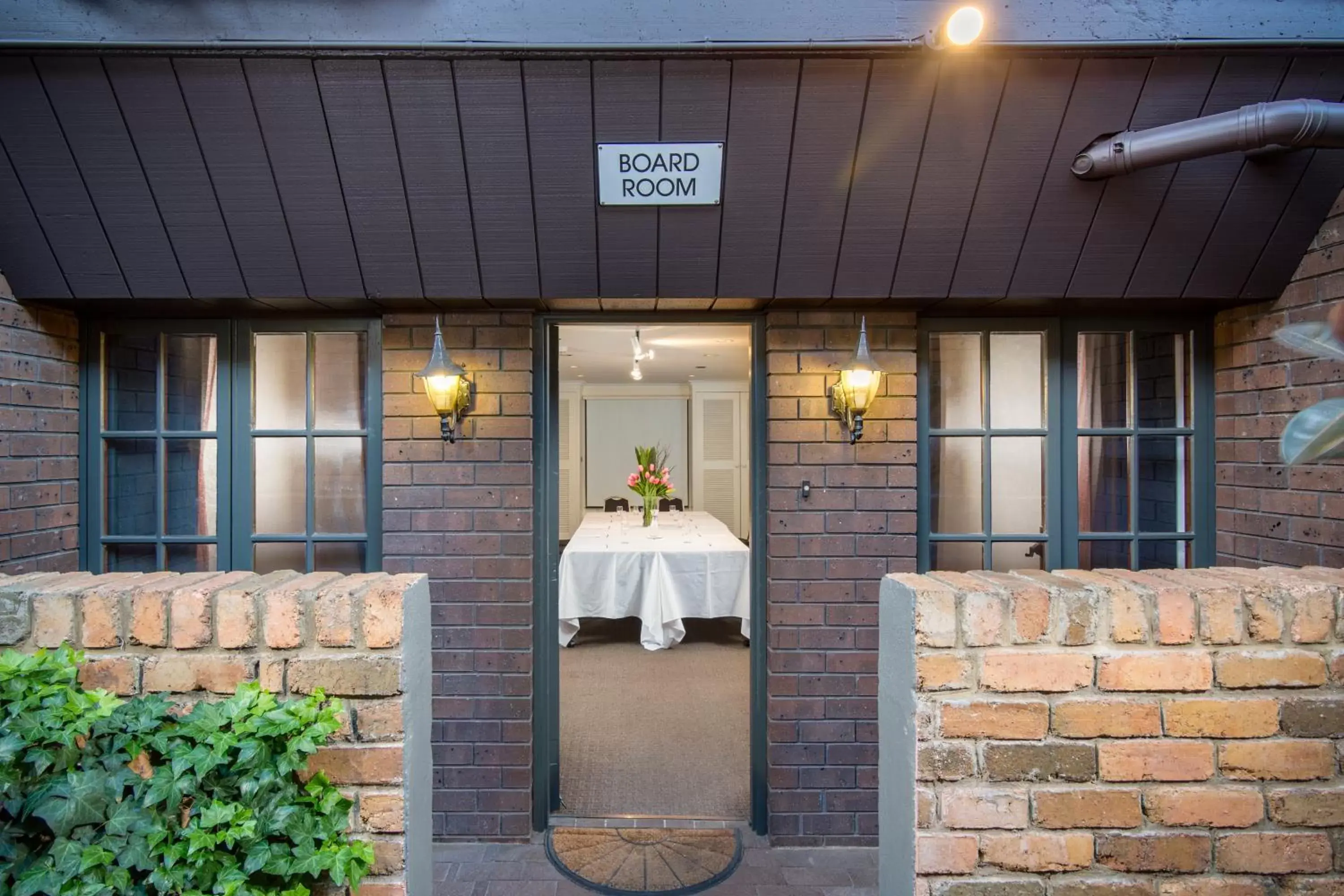 Meeting/conference room in Adelaide Inn