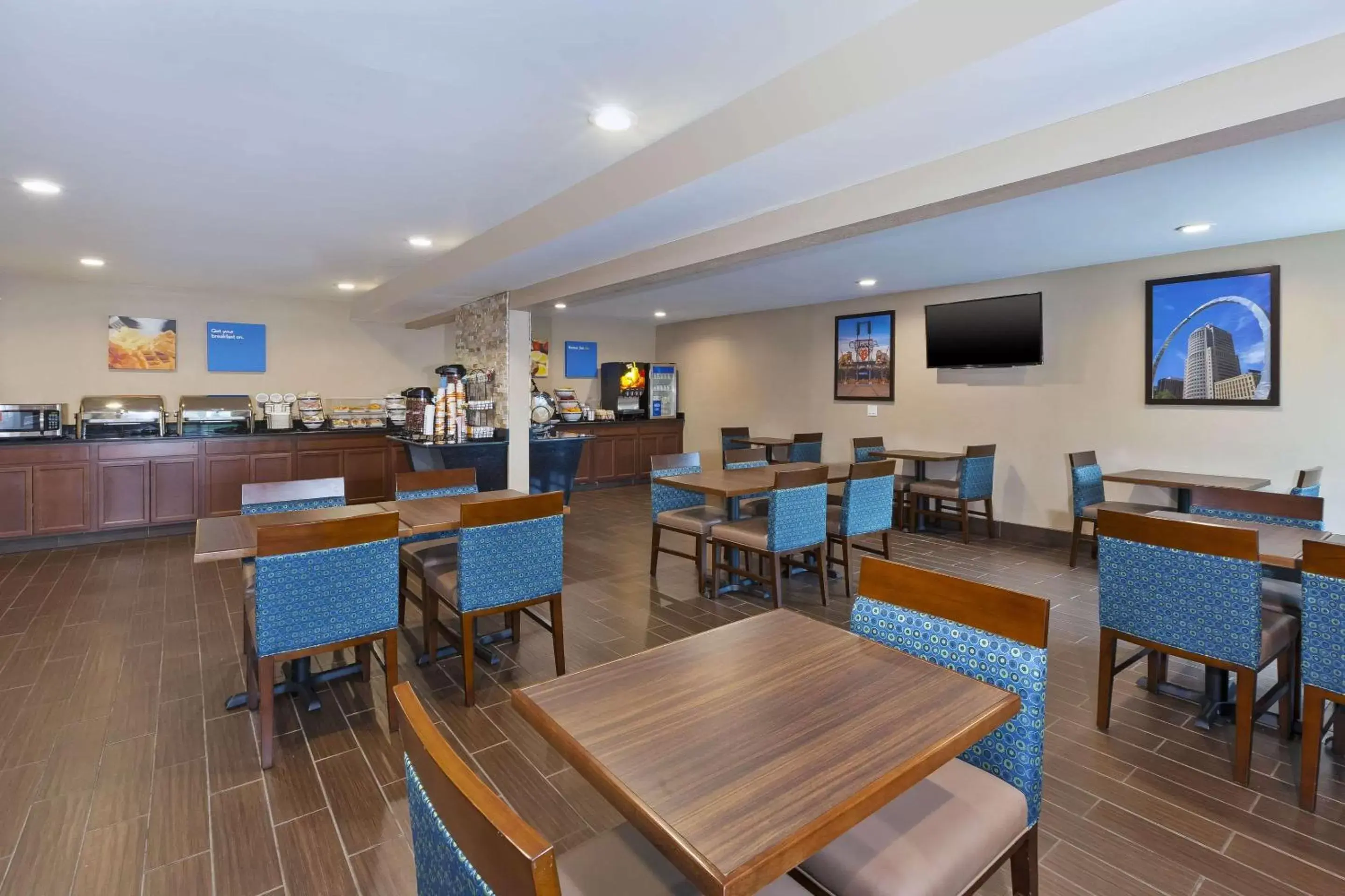 Restaurant/Places to Eat in Comfort Inn & Suites Taylor