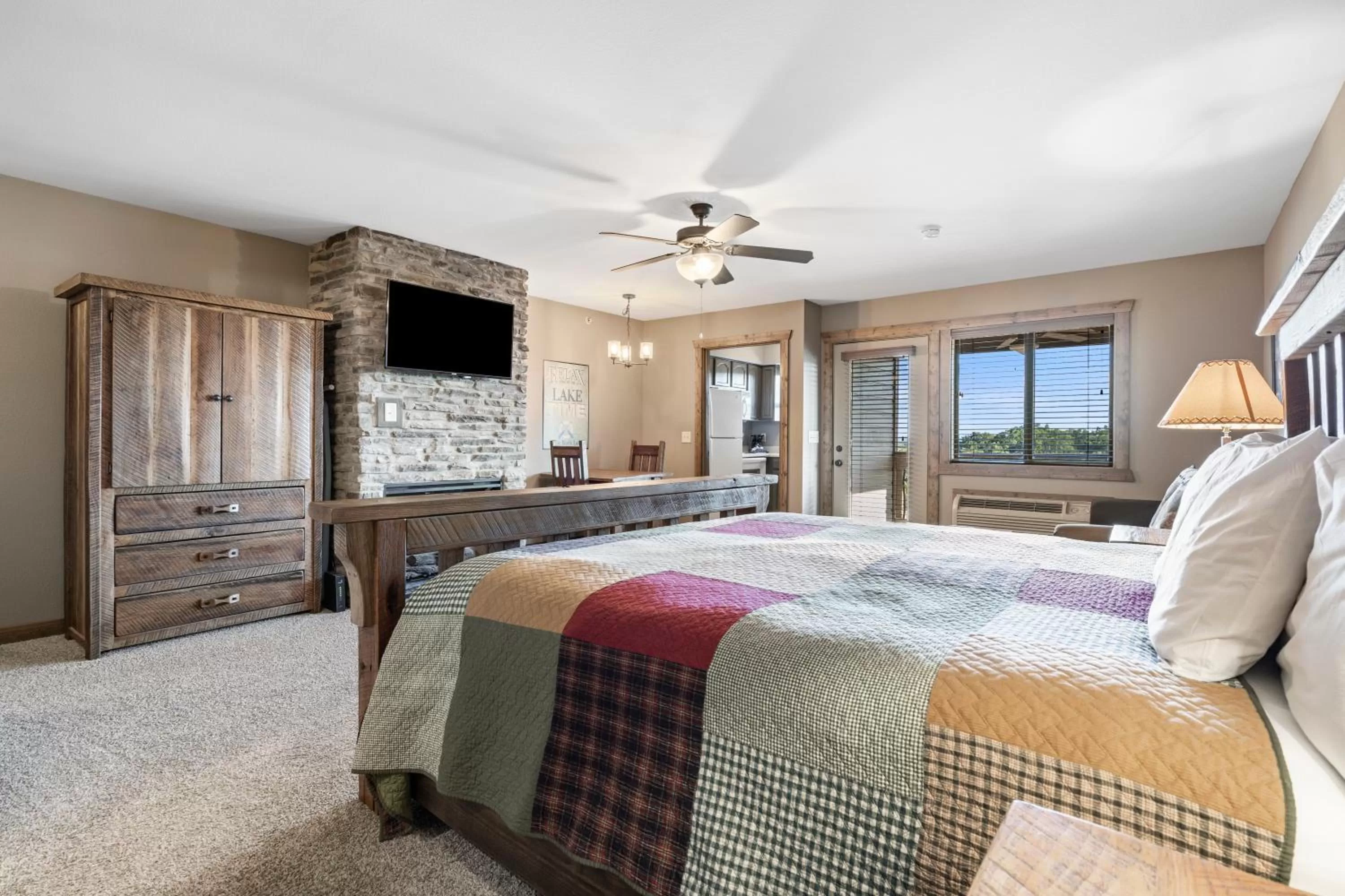 Bedroom, Bed in Table Rock Resorts at Indian Point