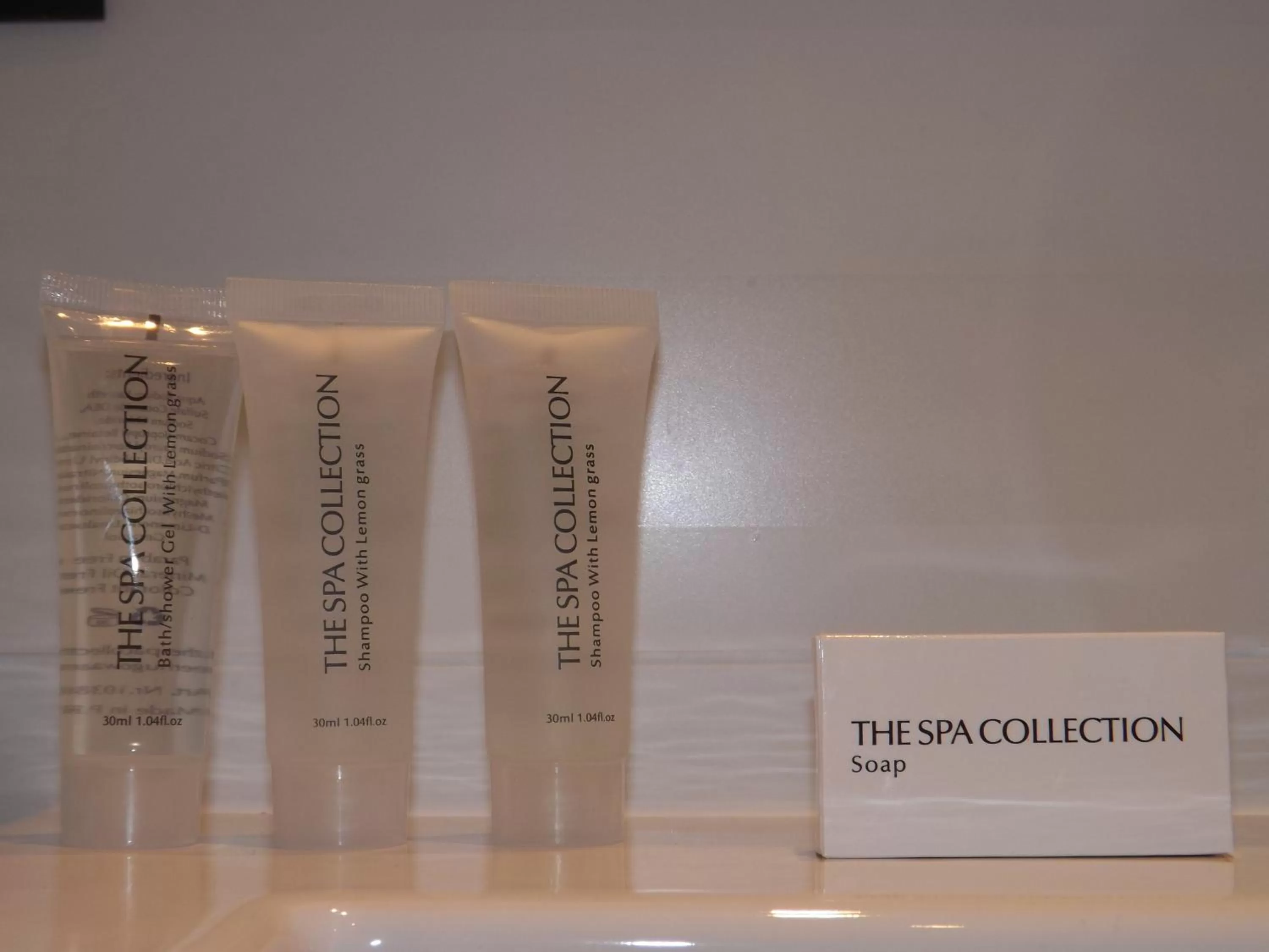 Bathroom in Hotel Le Parisien