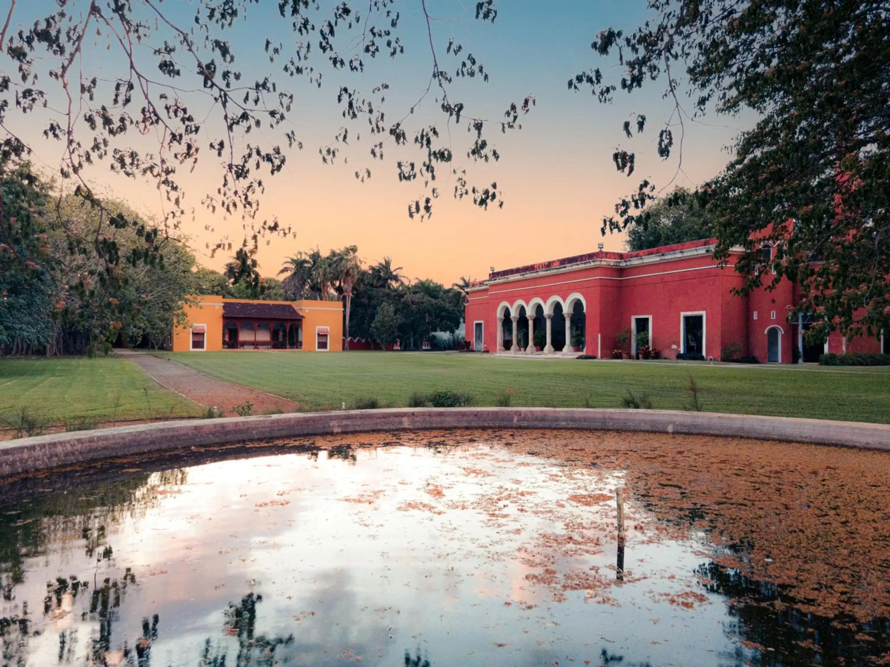 Facade/entrance, Property Building in HACIENDA SAN ANTONIO MILLET