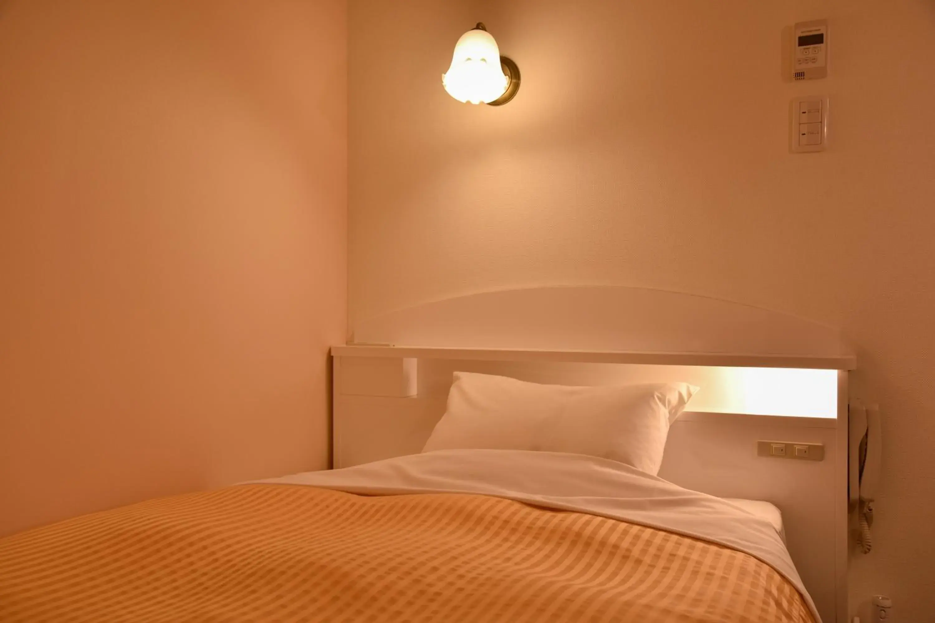 Bedroom, Bed in Kobe Sannomiya Union Hotel