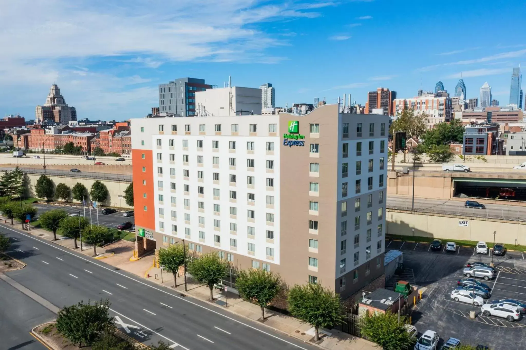 Property building in Holiday Inn Express Philadelphia Penn's Landing, an IHG Hotel