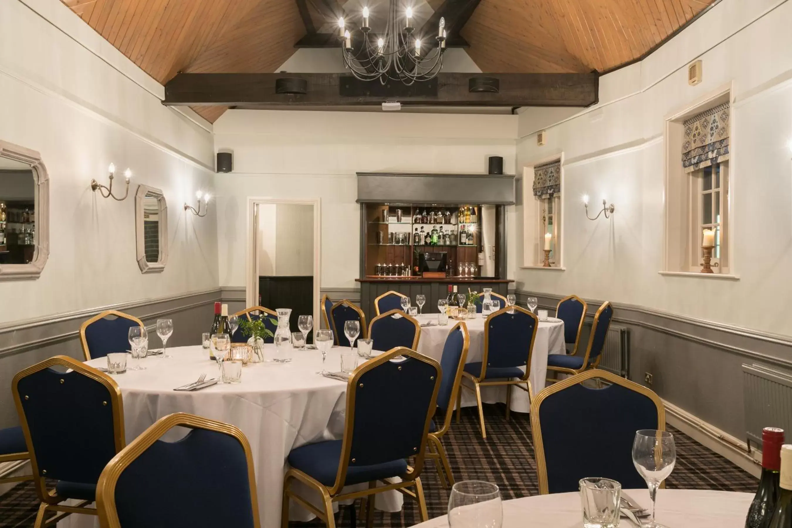 Banquet/Function facilities, Restaurant/Places to Eat in The White Lion