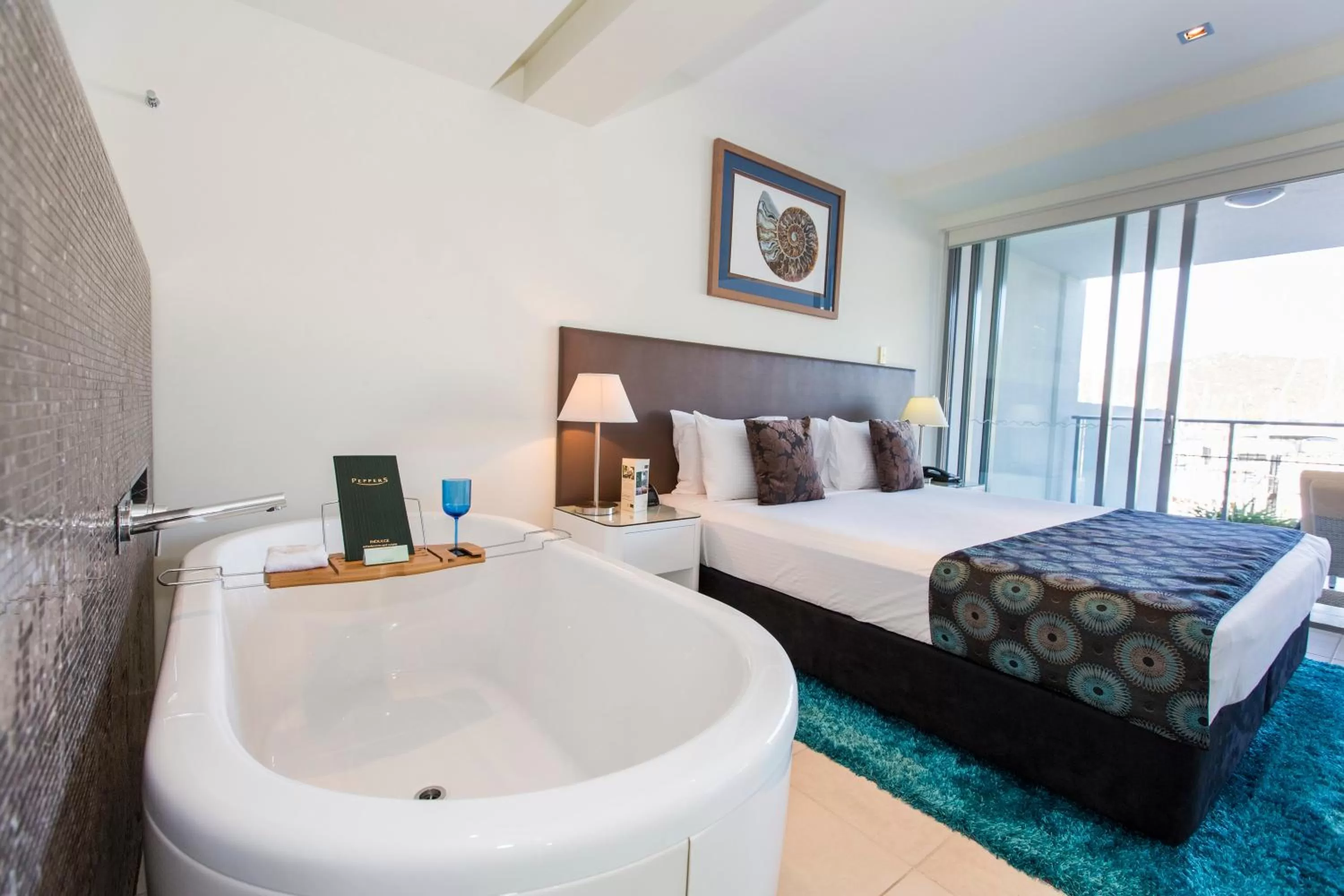 Bathroom, Bed in Peppers Blue on Blue