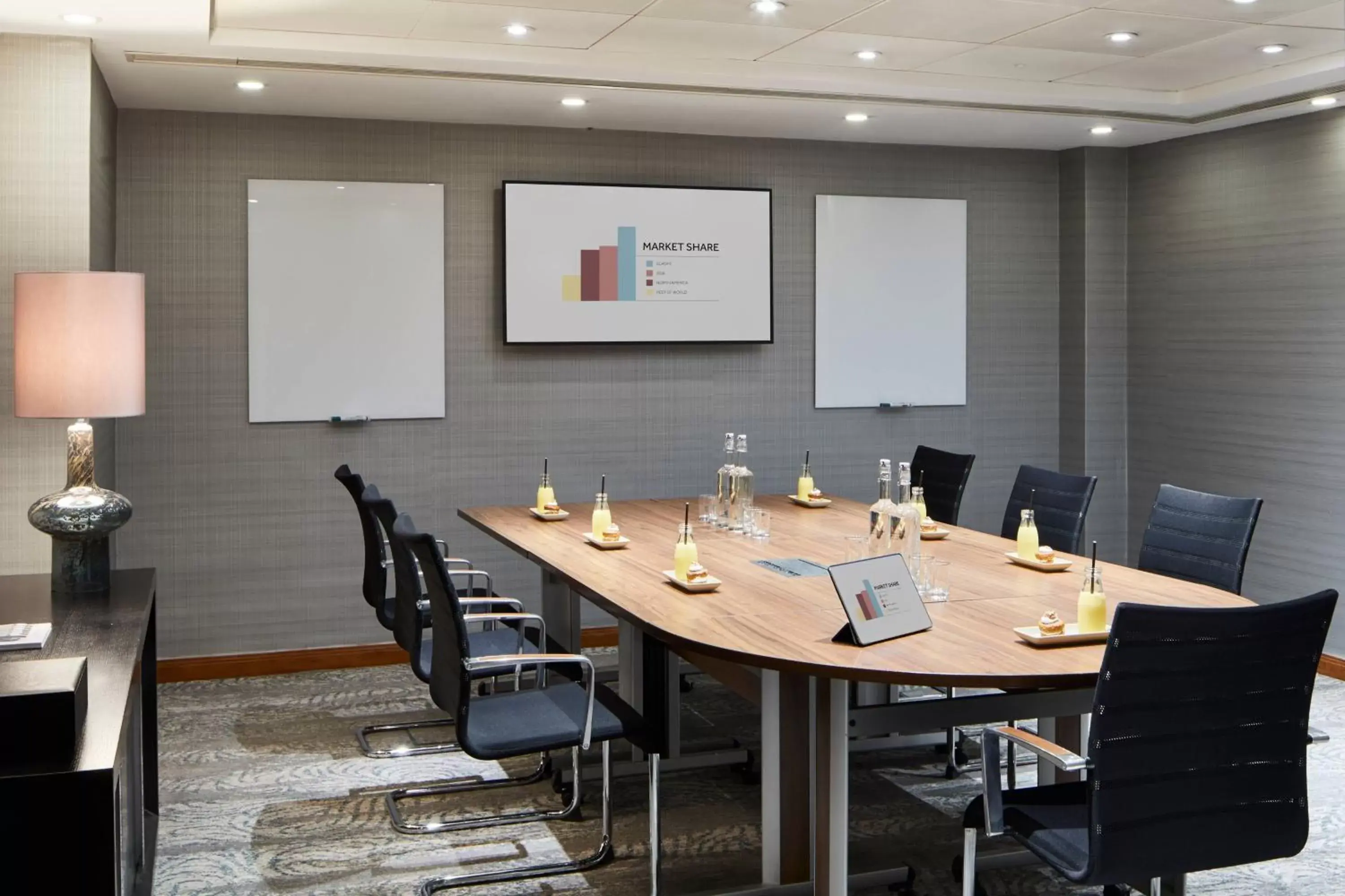 Meeting/conference room in Delta Hotels by Marriott Manchester Airport