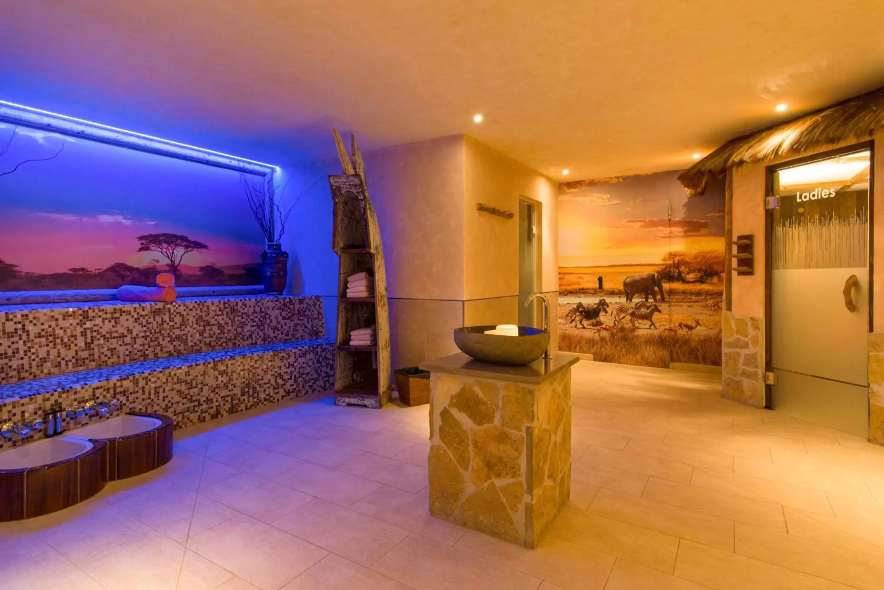 Spa and wellness centre/facilities, Bathroom in Lindner Hotel Mallorca Portals Nous, part of JdV by Hyatt