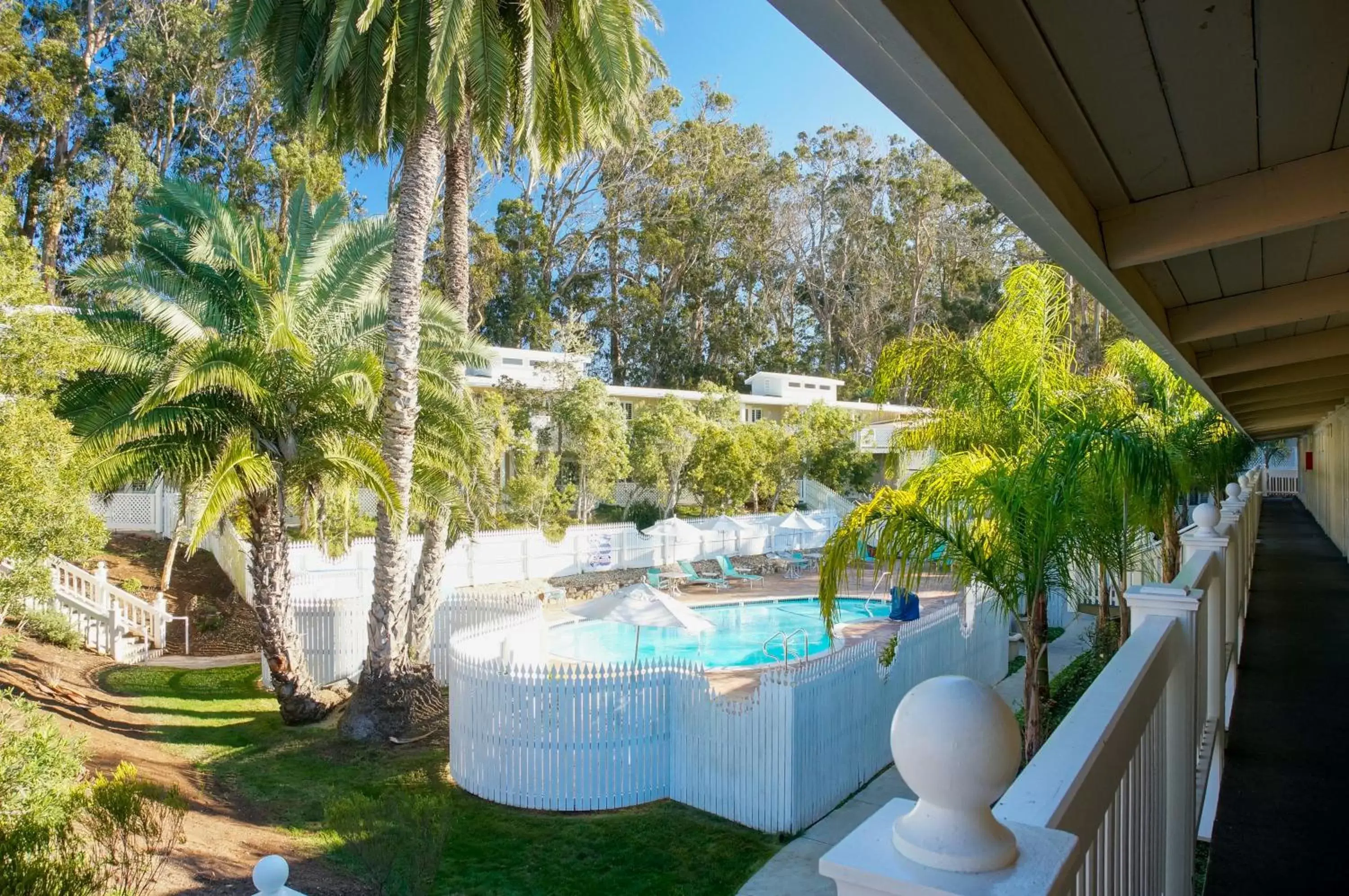 Swimming pool, Pool View in Inn at Morro Bay