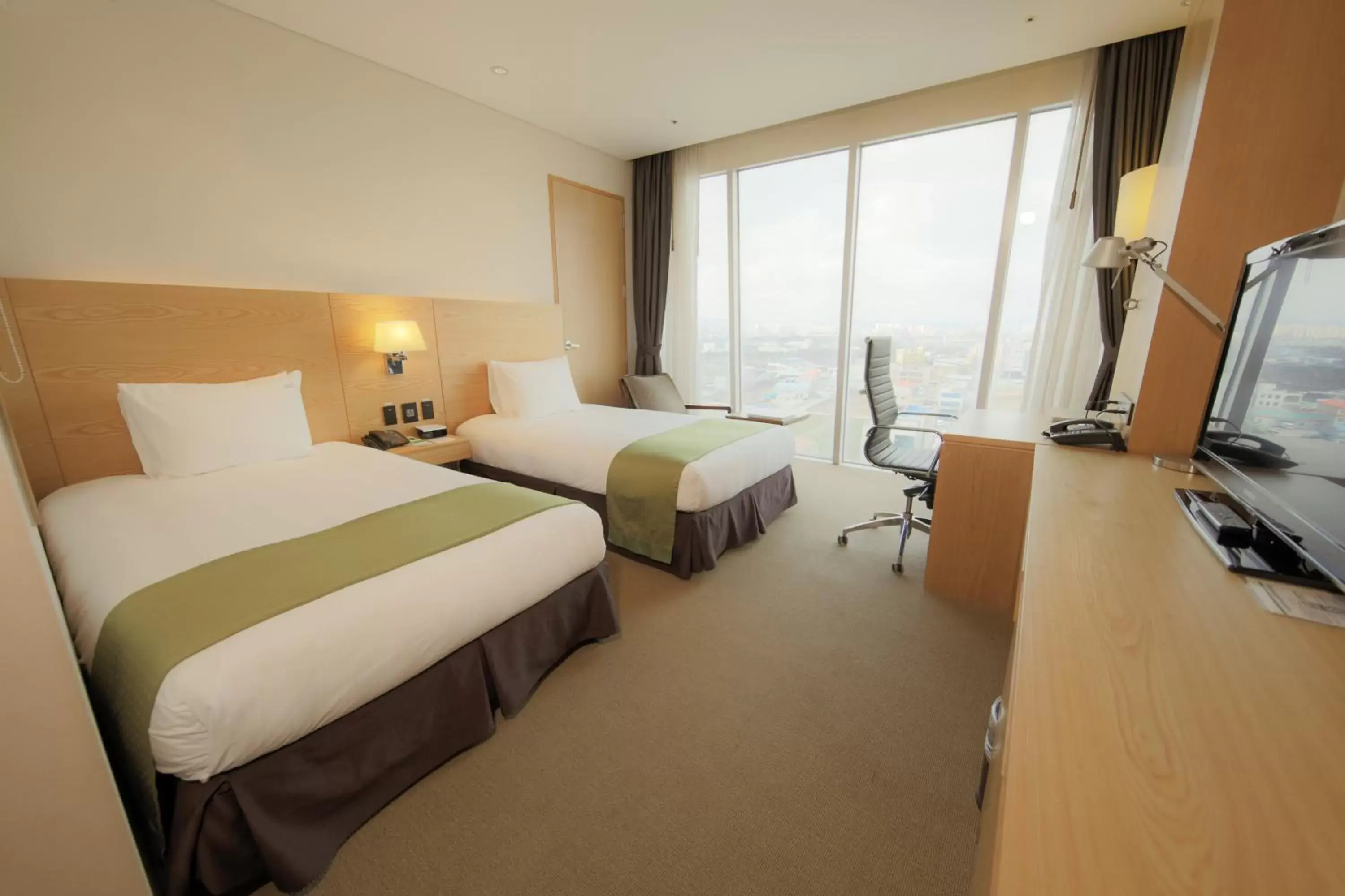 Photo of the whole room in Holiday Inn Gwangju, an IHG Hotel