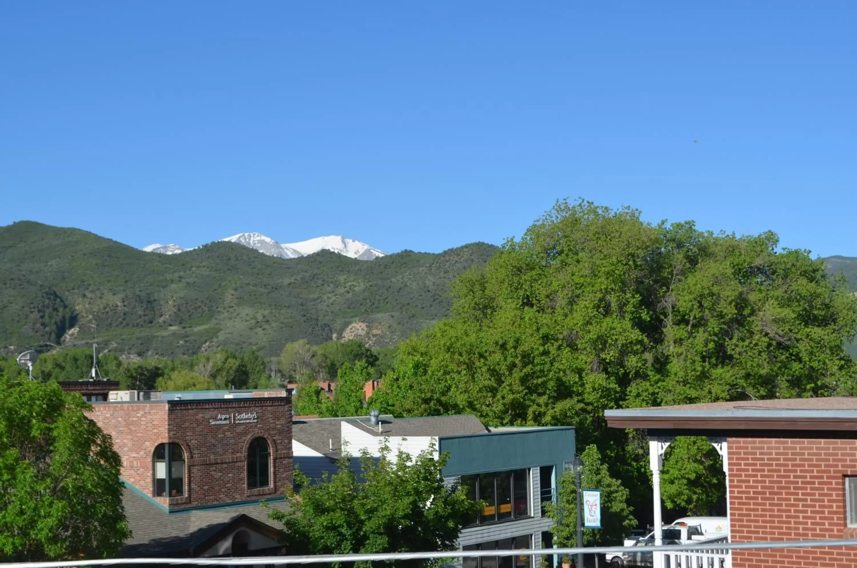 Bird's eye view, Mountain View in Basalt Mountain Inn