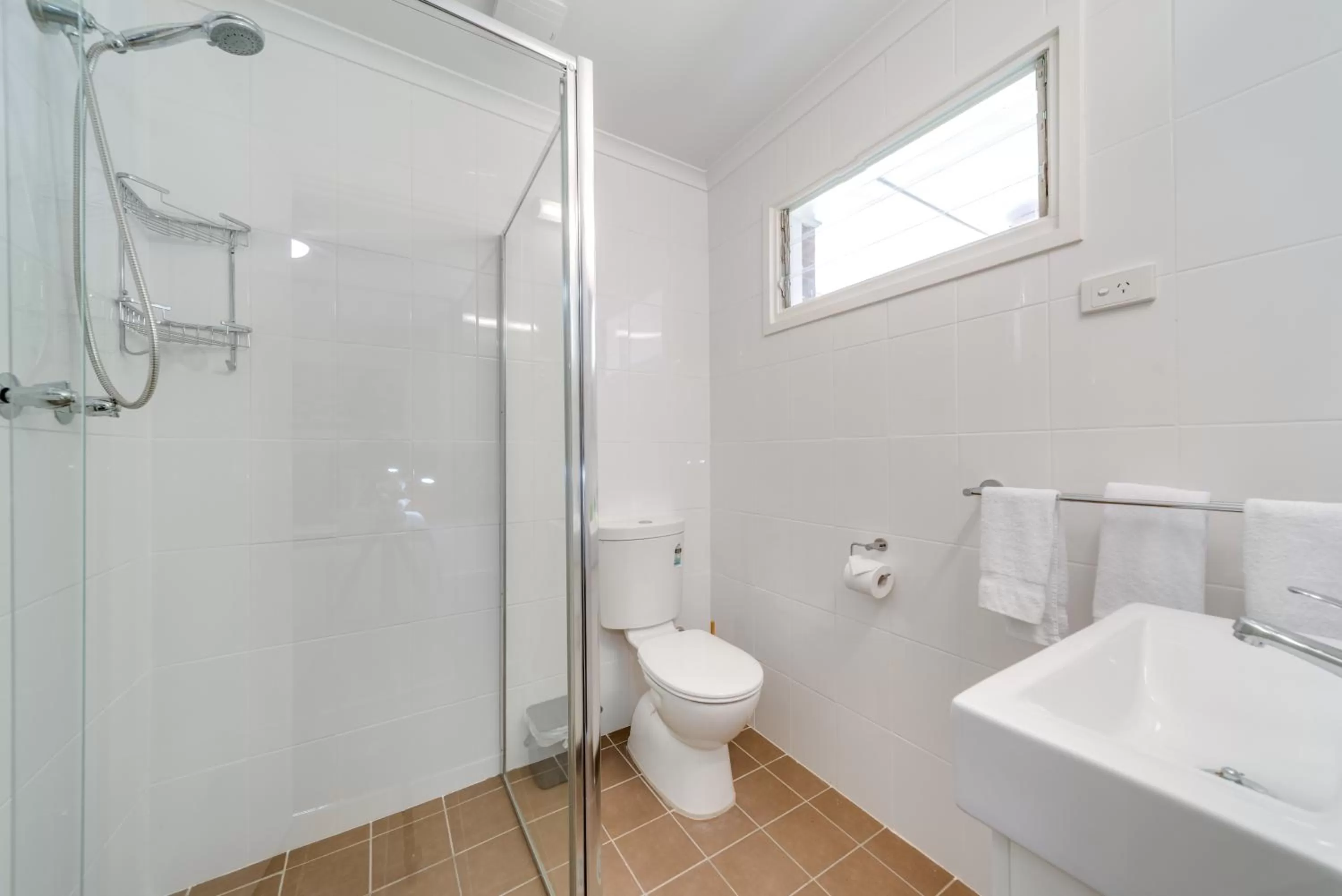 Shower in Black Sheep Motel Goulburn