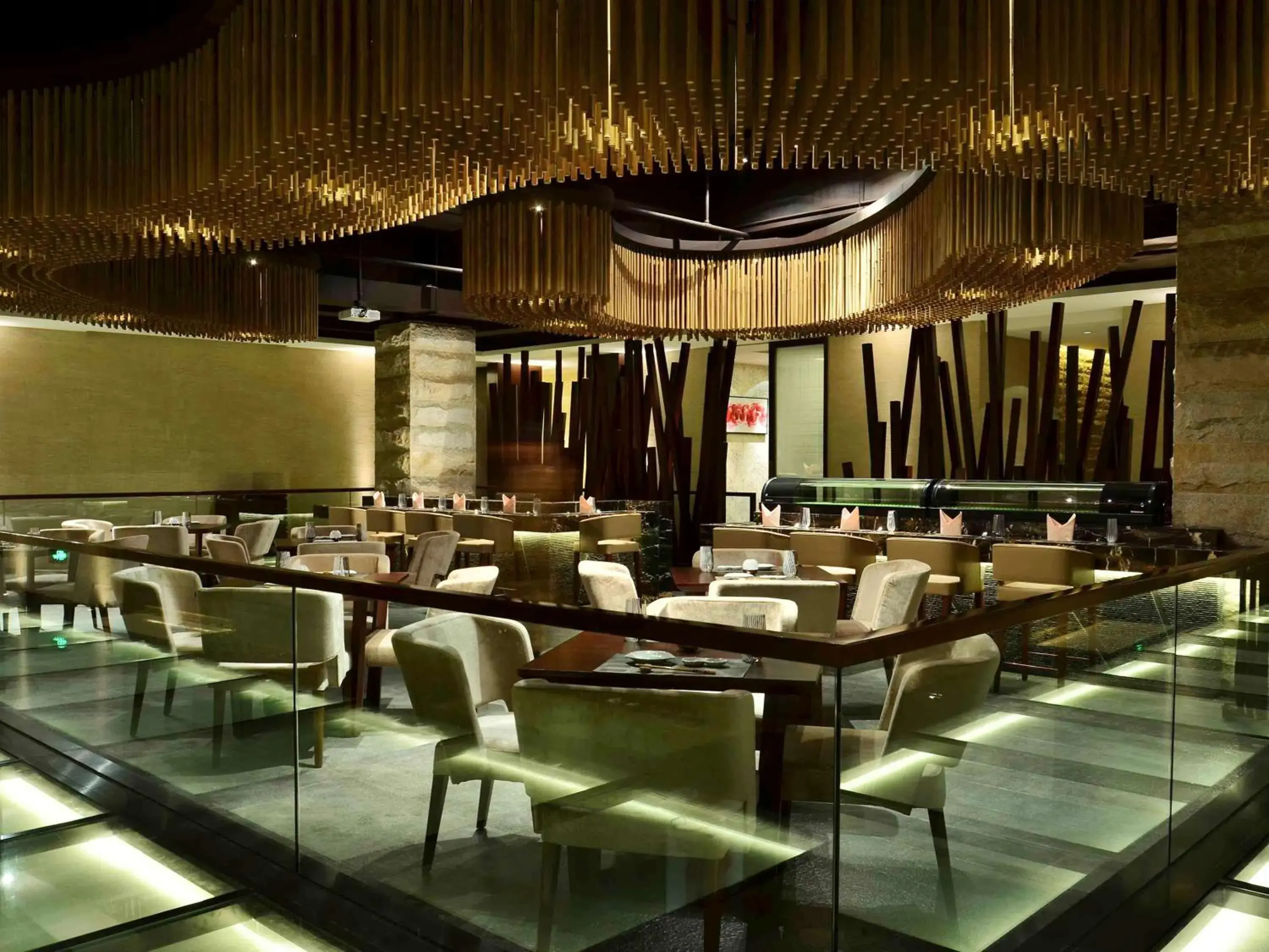 Restaurant/Places to Eat in Pullman Dongguan Changan