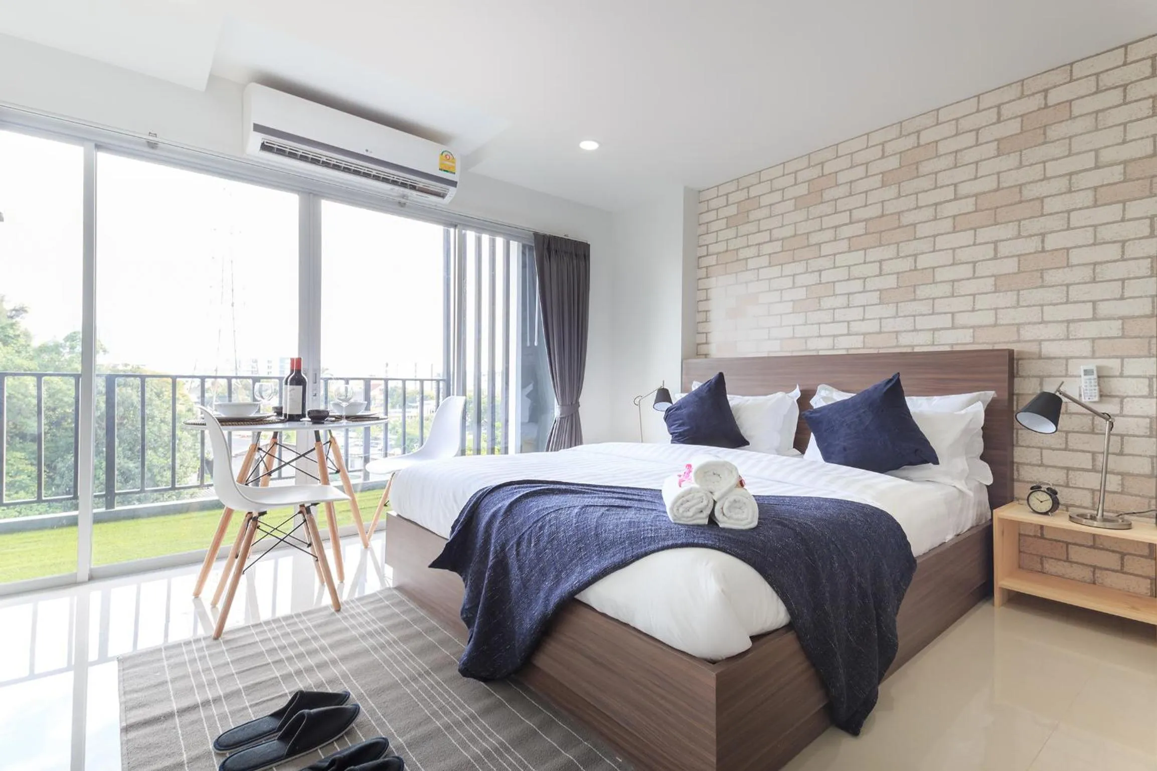 Bed in Q Space Residence