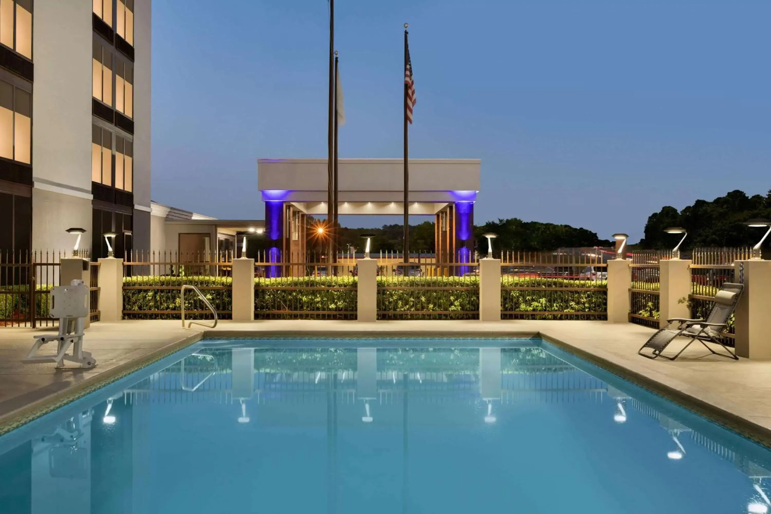 On site, Swimming Pool in La Quinta Inn & Suites by Wyndham Dothan