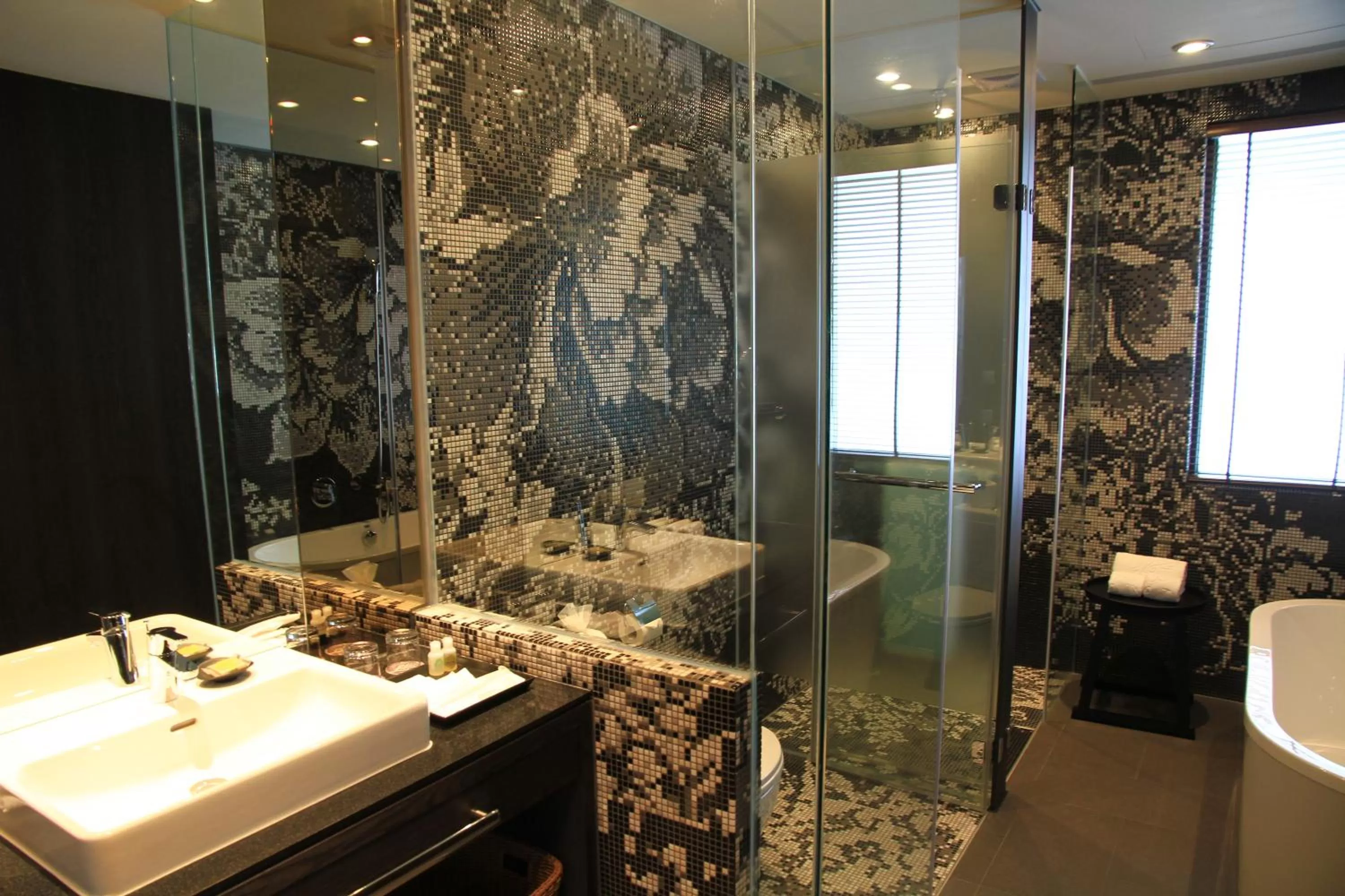 Bathroom in Hotel Lainn