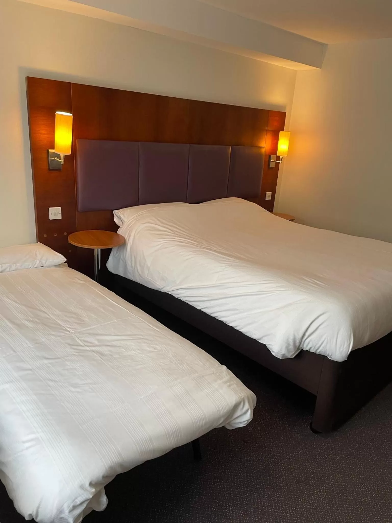 Standard Family Room - single occupancy in Cat & Lion Country Pub and Hotel