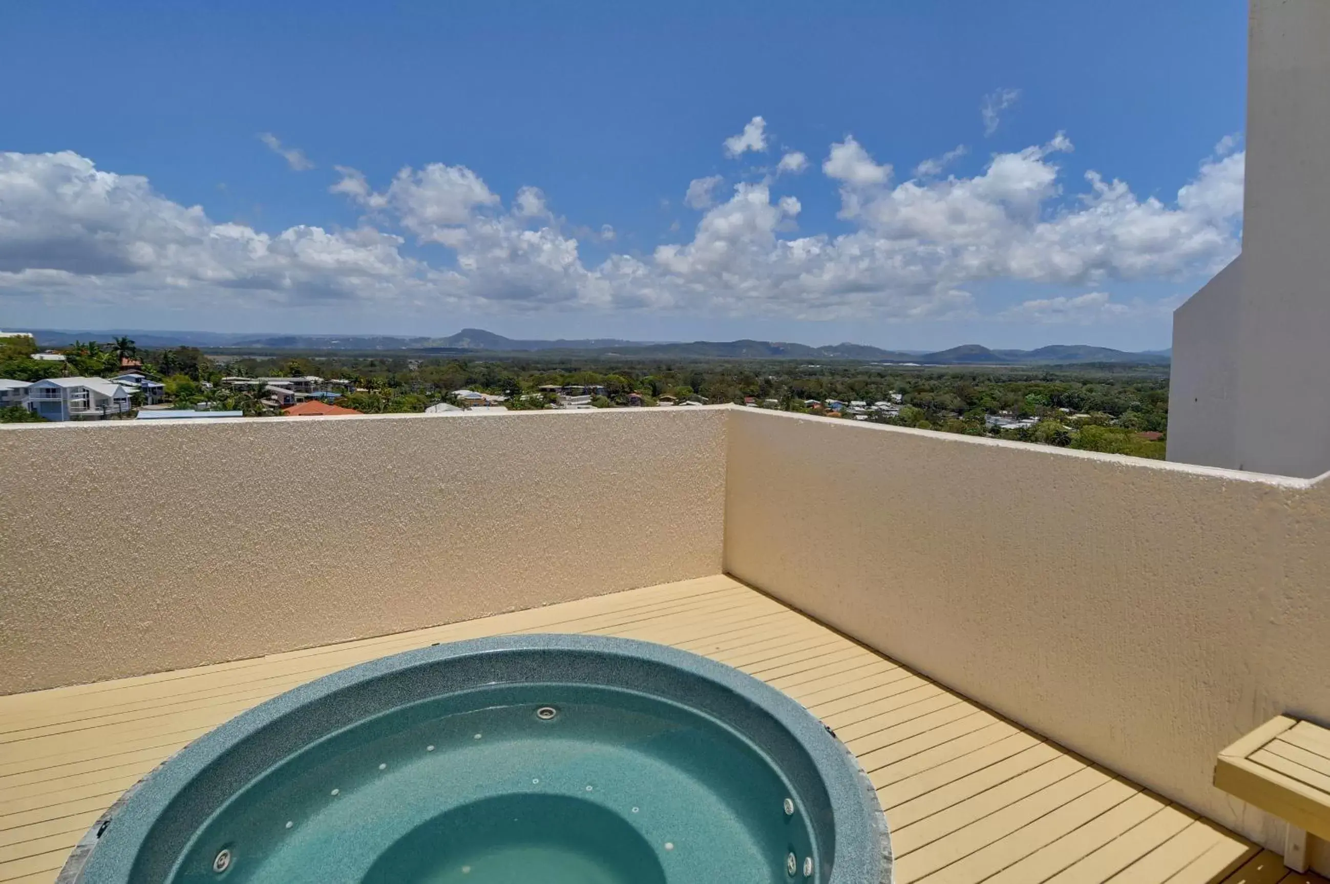 Spa and wellness centre/facilities, Balcony/Terrace in Coolum Caprice