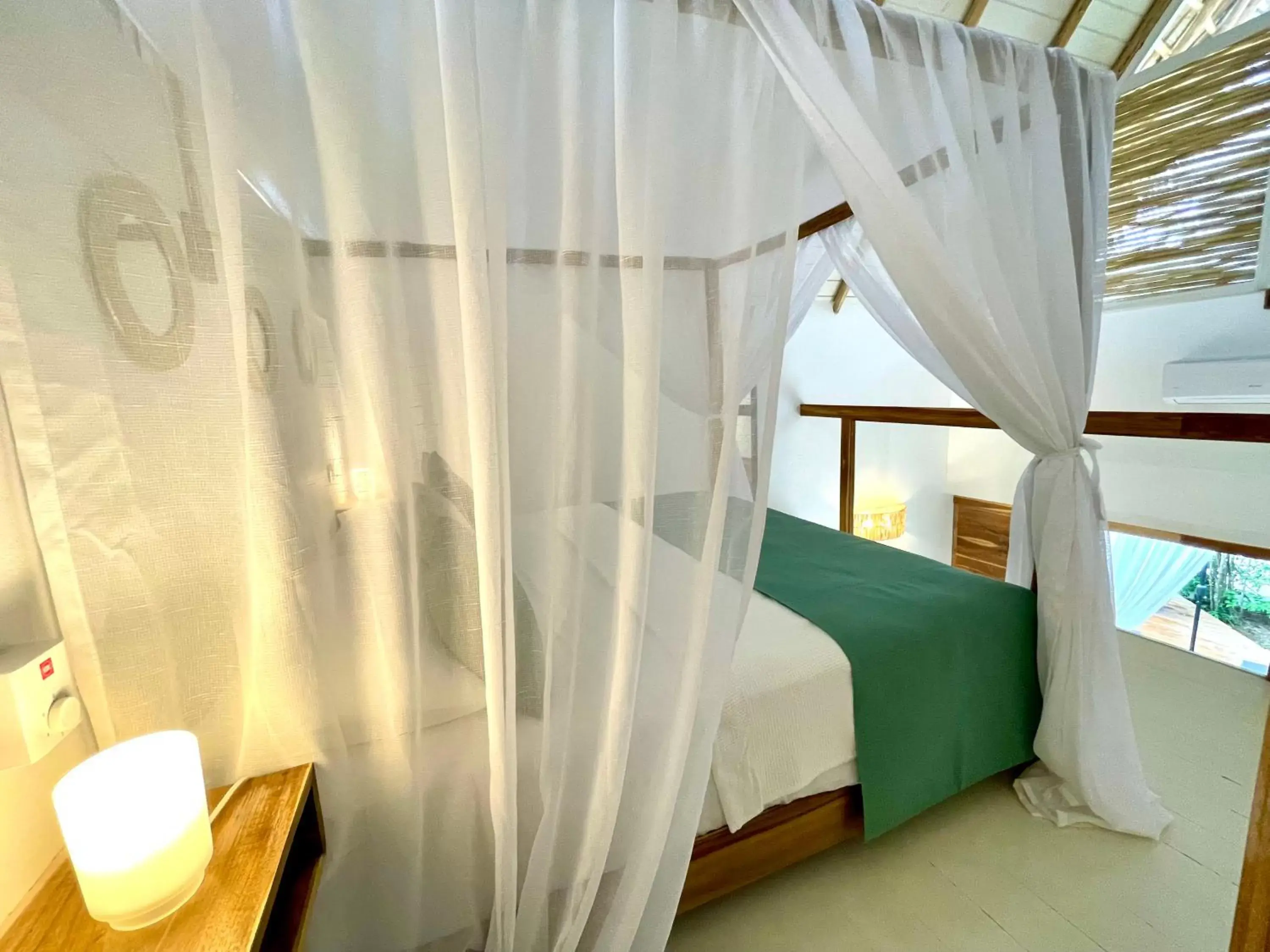 Bed in Leeloo Boutique Hotel