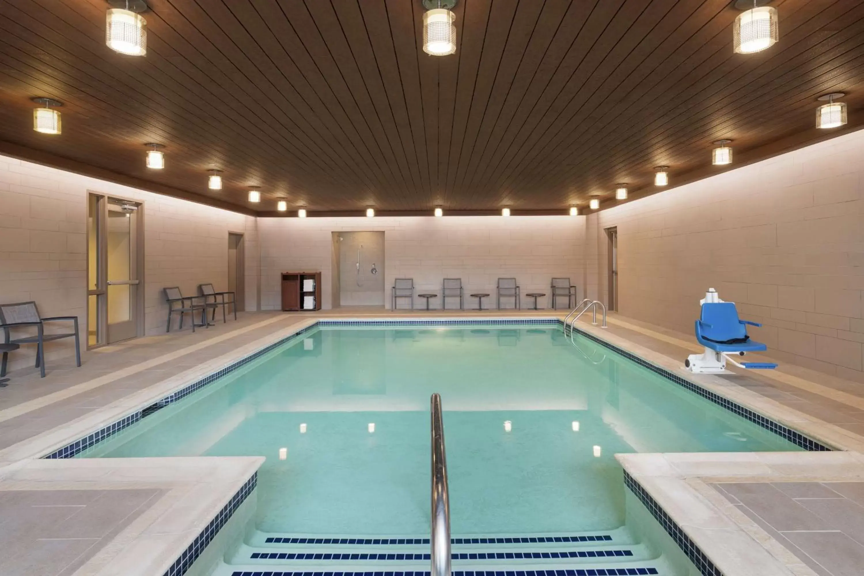 Pool view, Swimming Pool in Hampton Inn Portland Downtown Waterfront