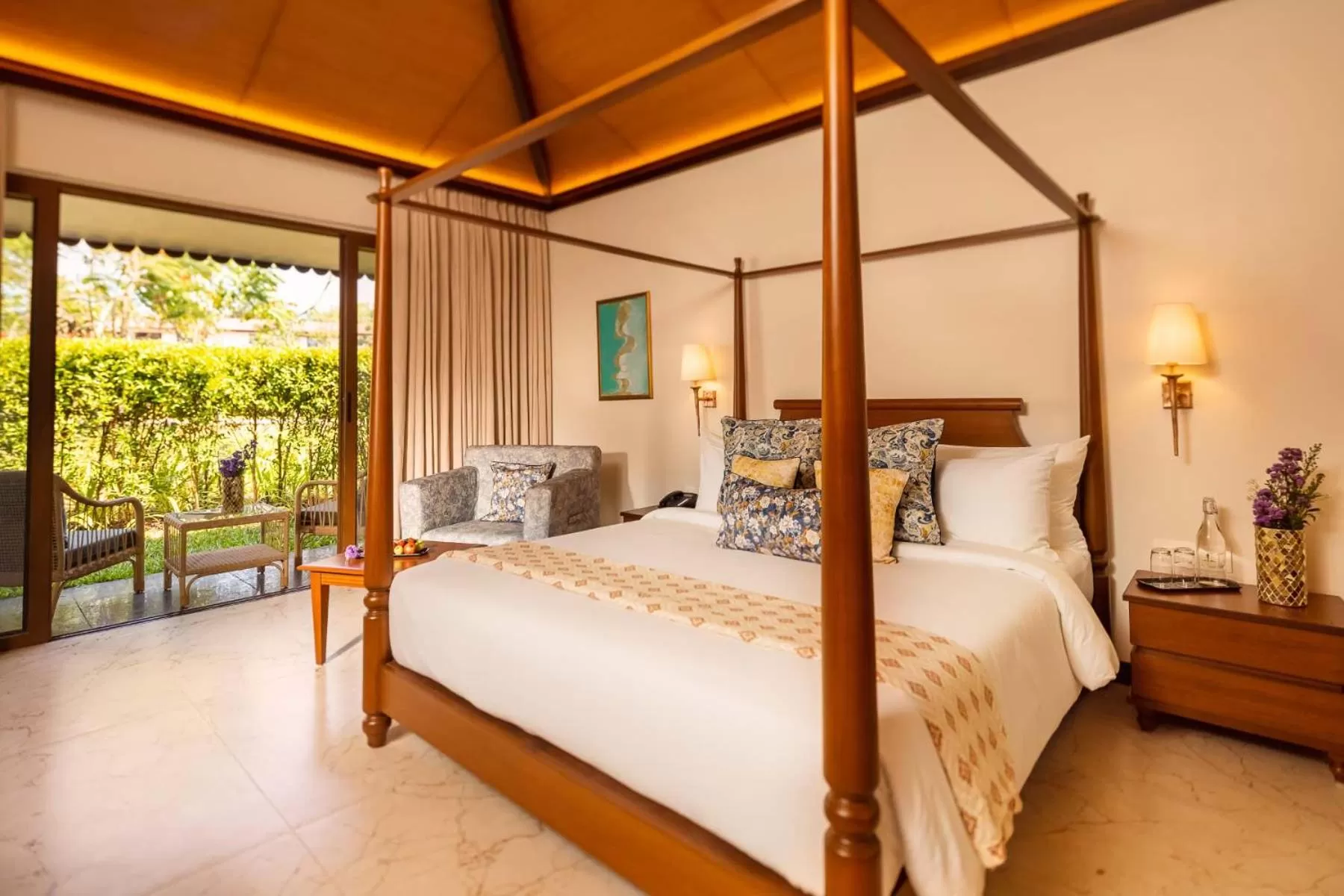 Bed in Gamyam Beach Resort