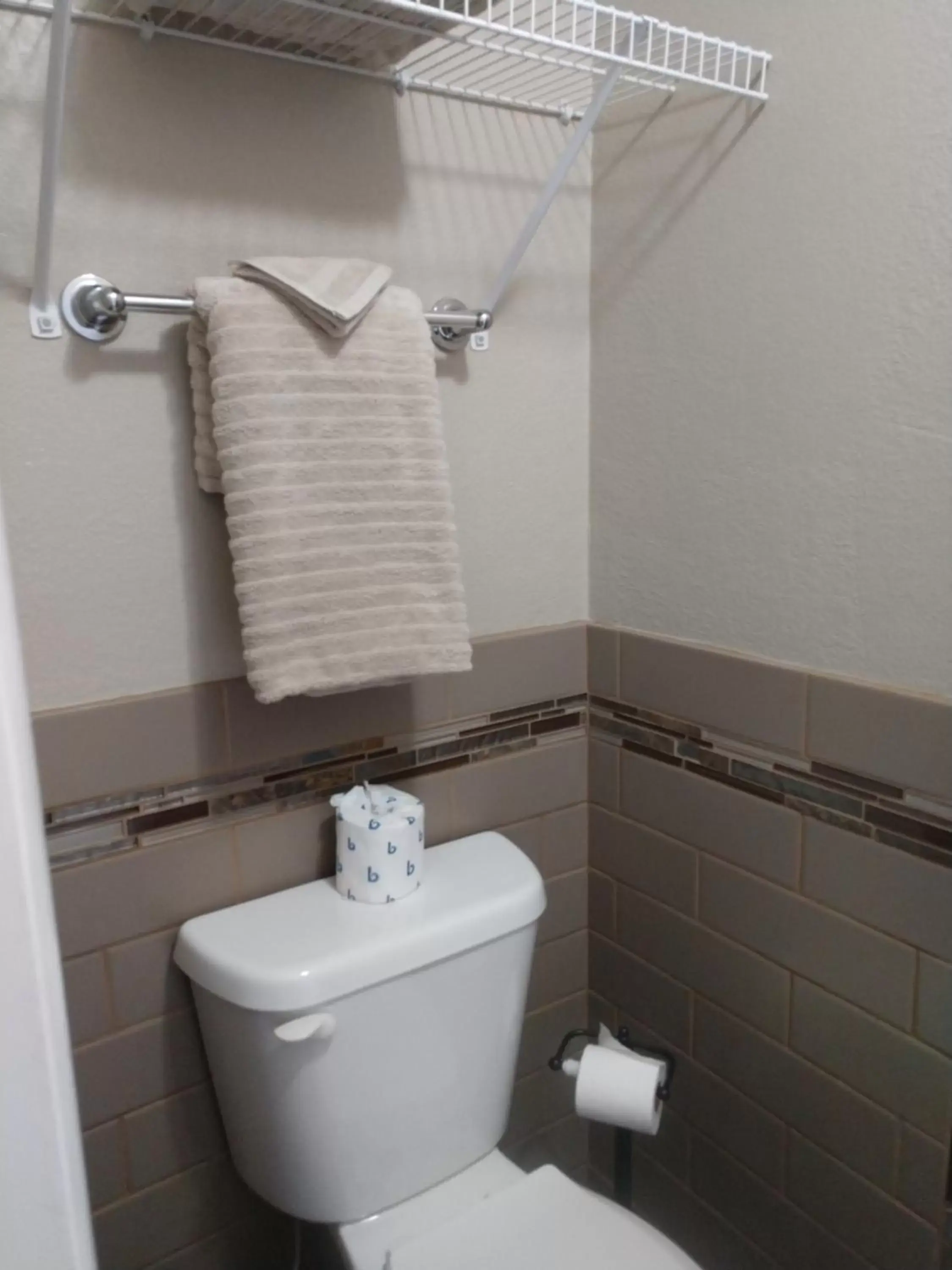 Bathroom in Red Rock Motel