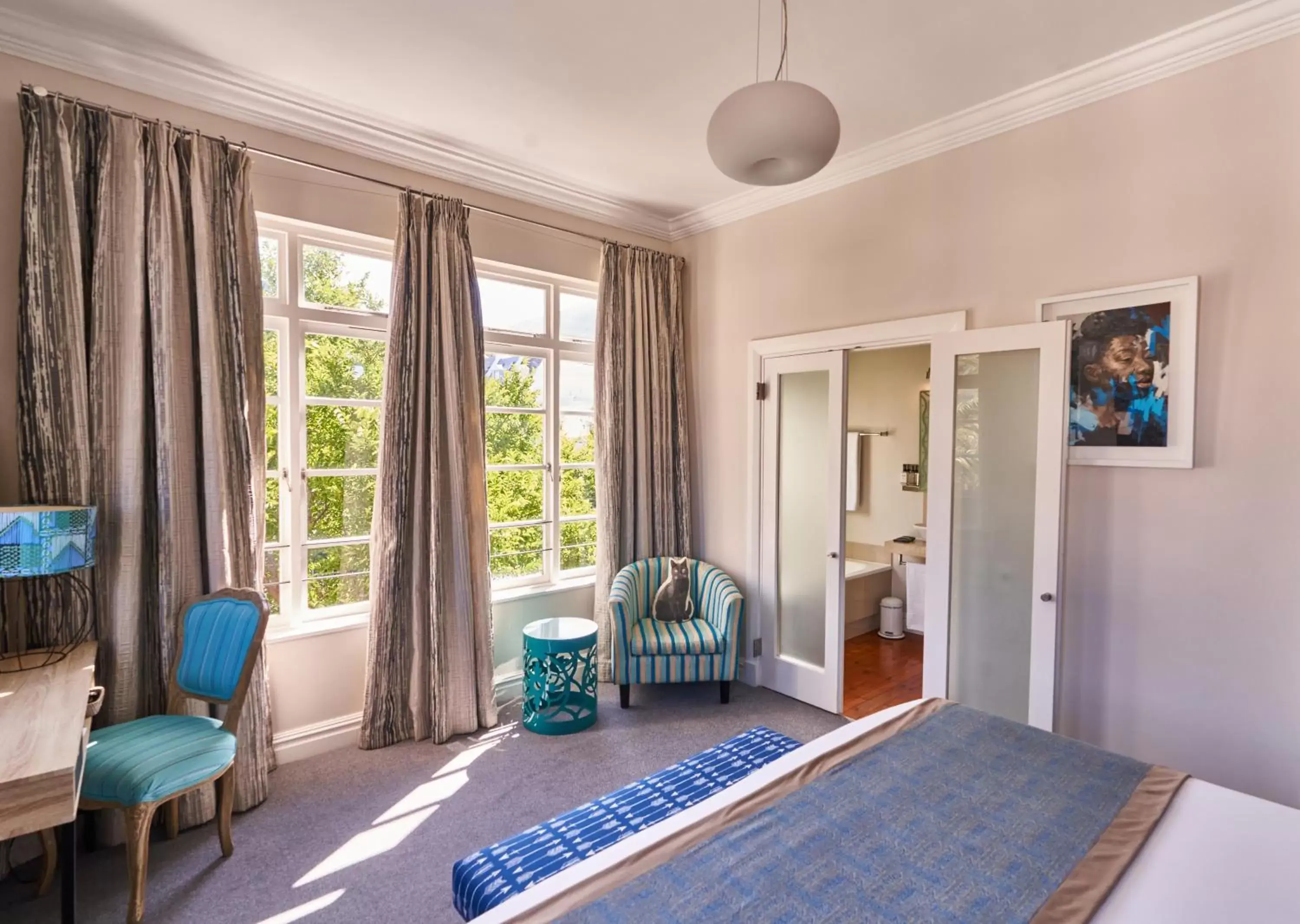 Bedroom, Seating Area in Derwent House