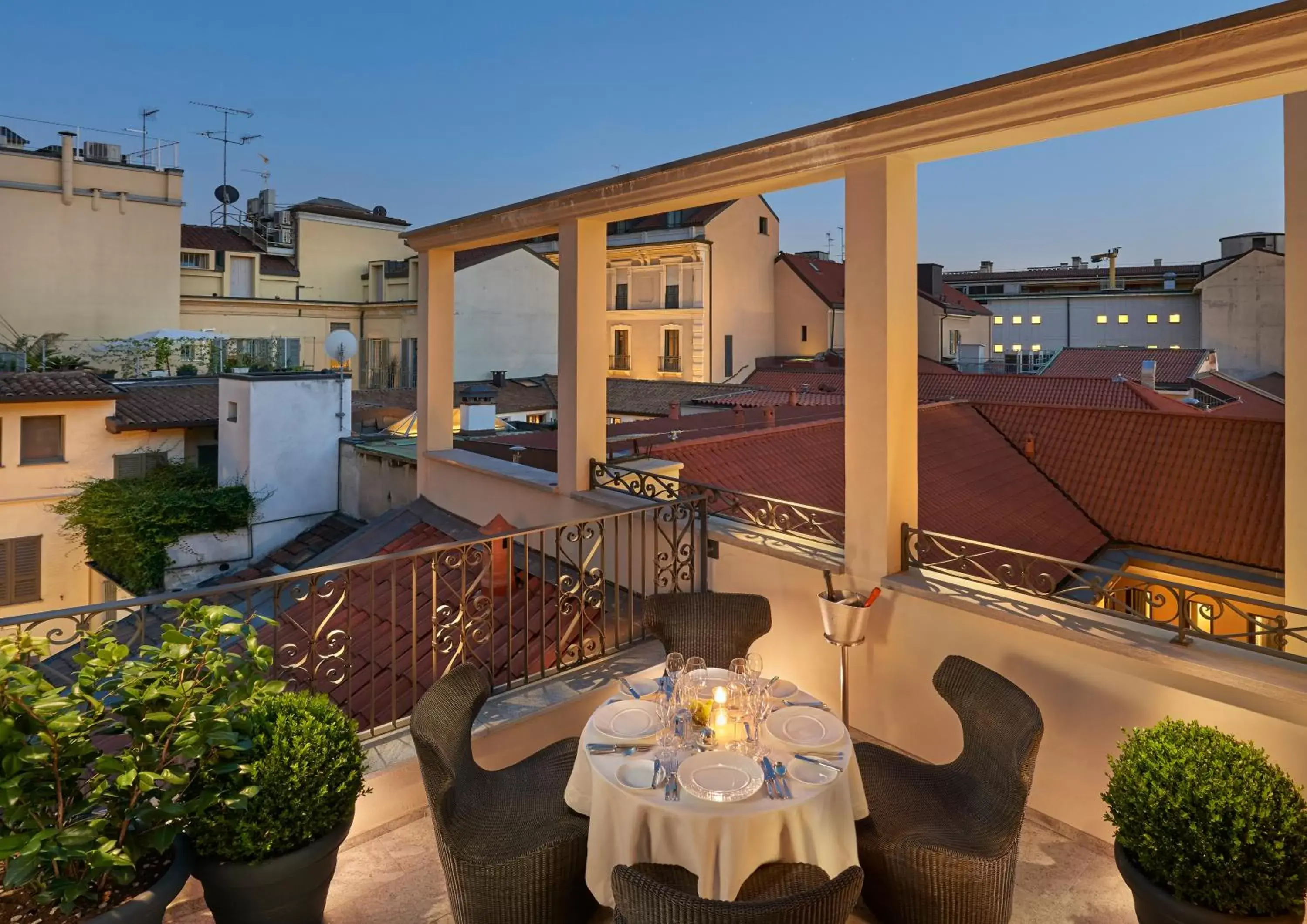 Balcony/Terrace in Mandarin Oriental, Milan