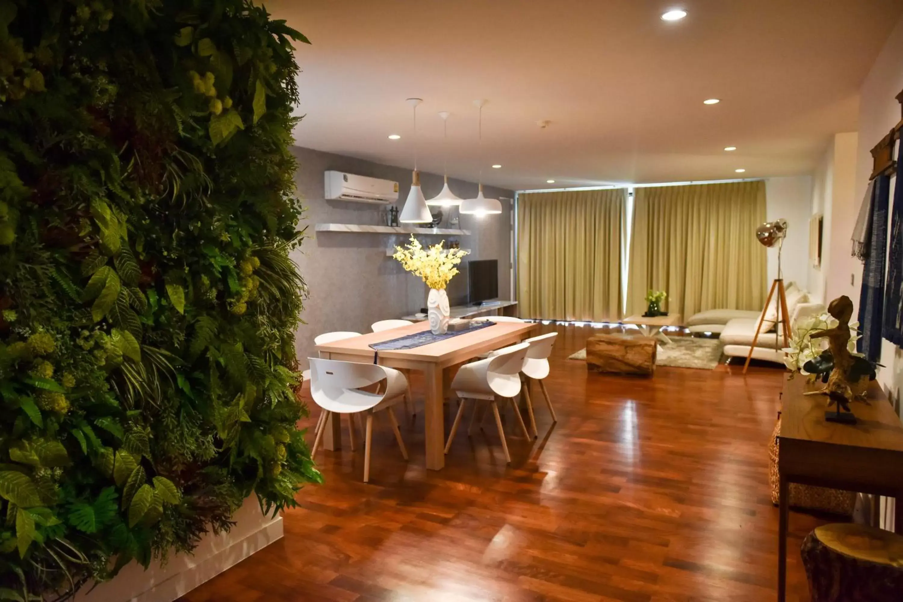 Dining area, Restaurant/Places to Eat in Benviar Tonson Residence