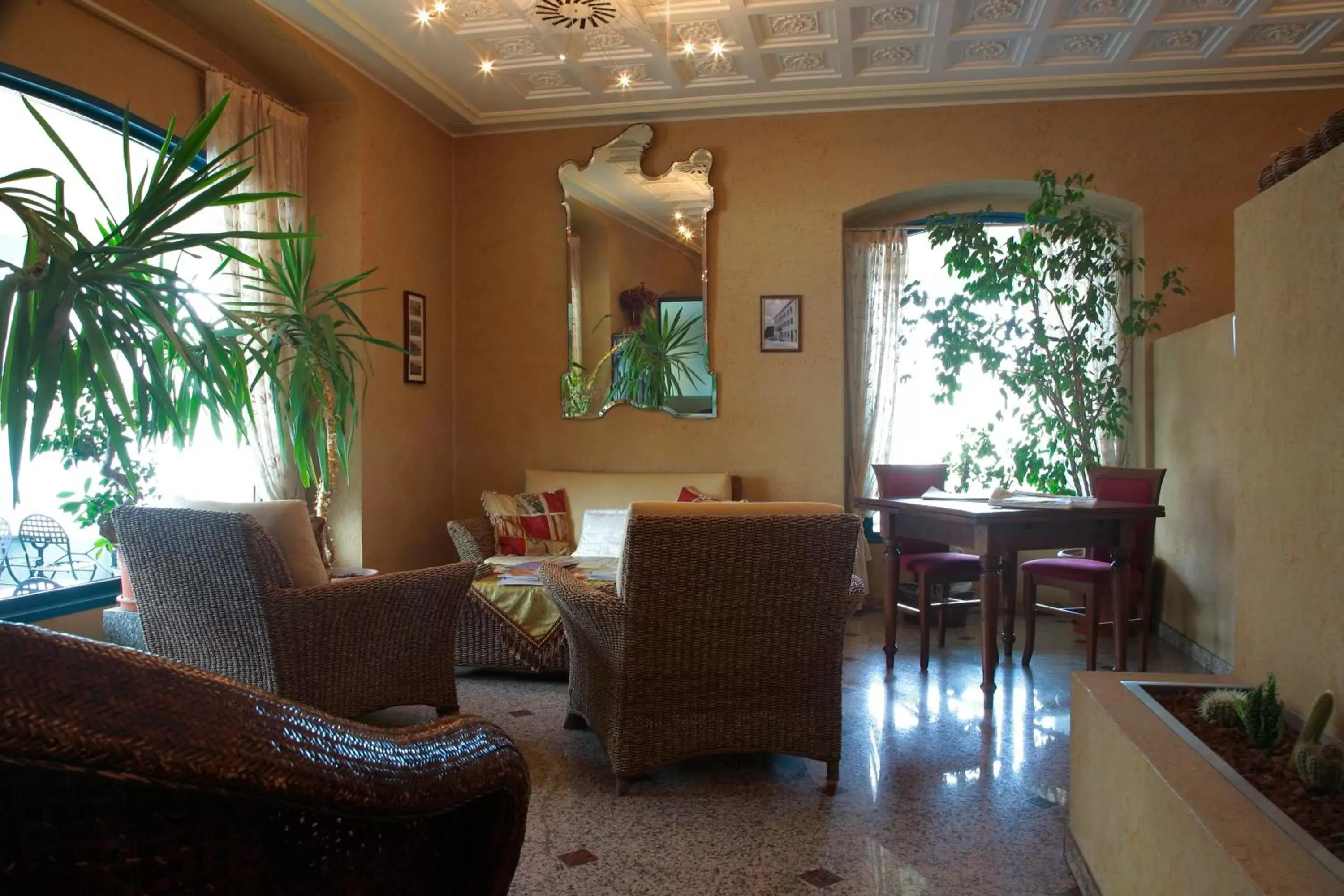 Lobby or reception in Hotel Risi