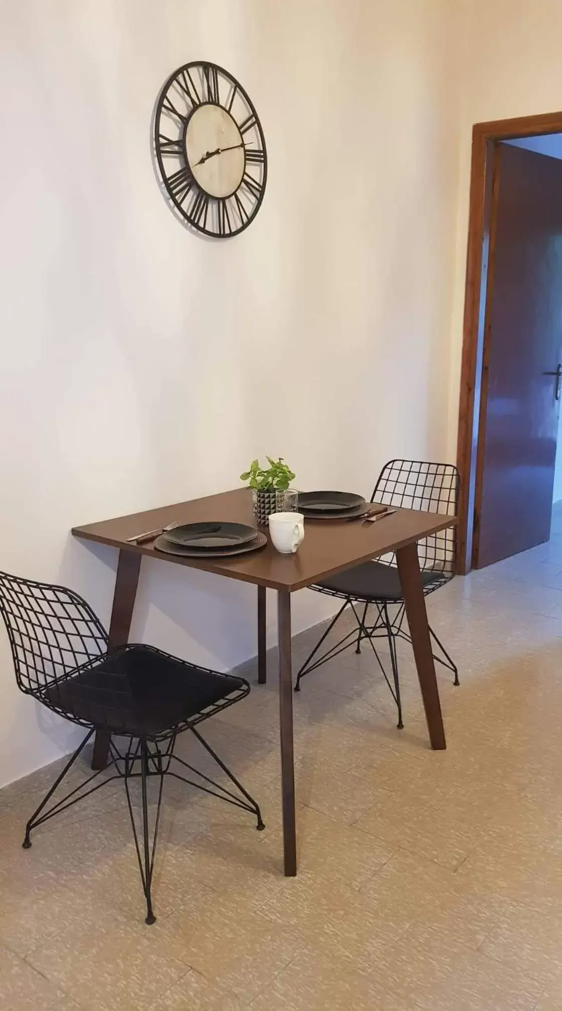 Dining Area in Φiloxenia Apartments