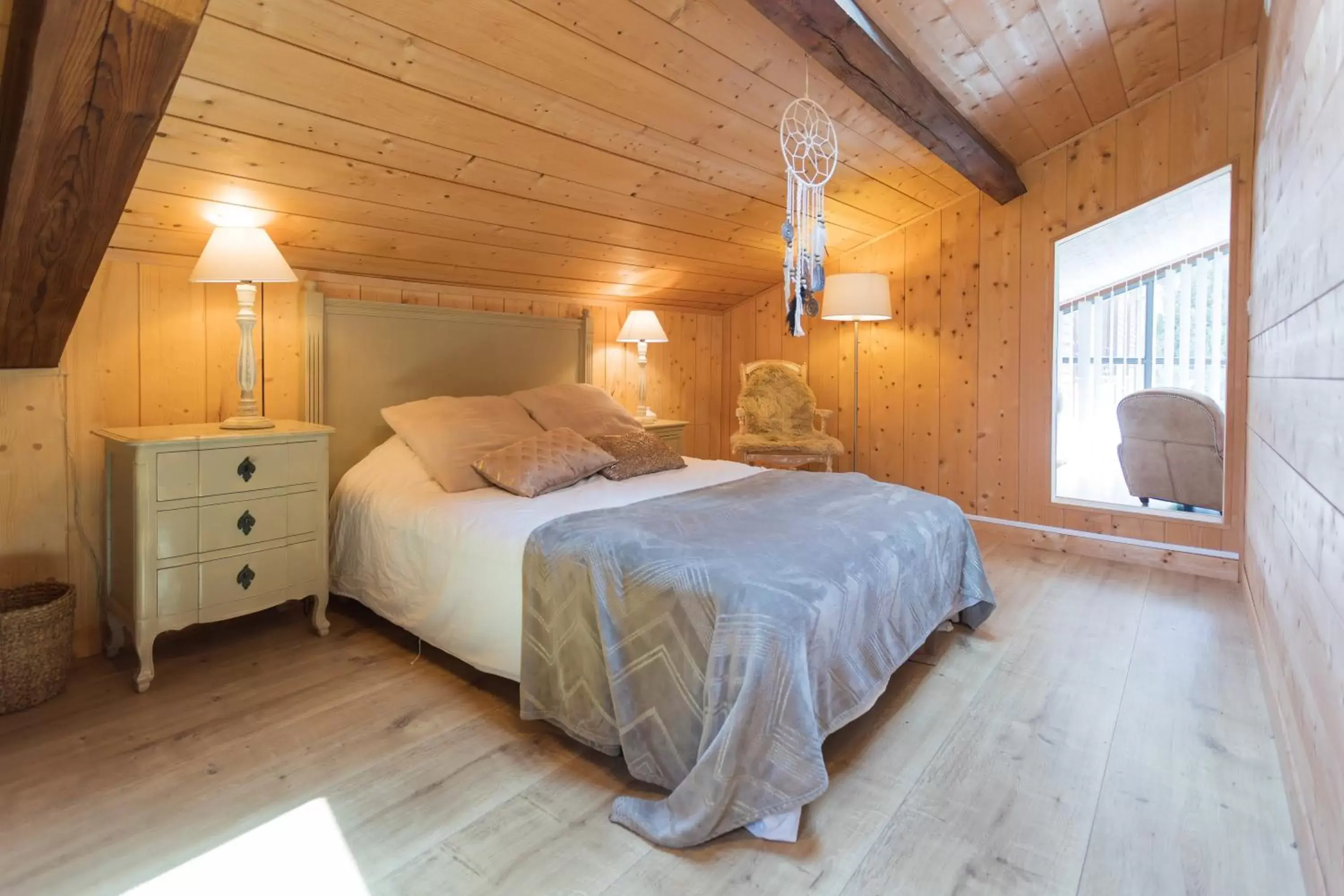 Bedroom, Bed in La Santon Chambres d'hôtes