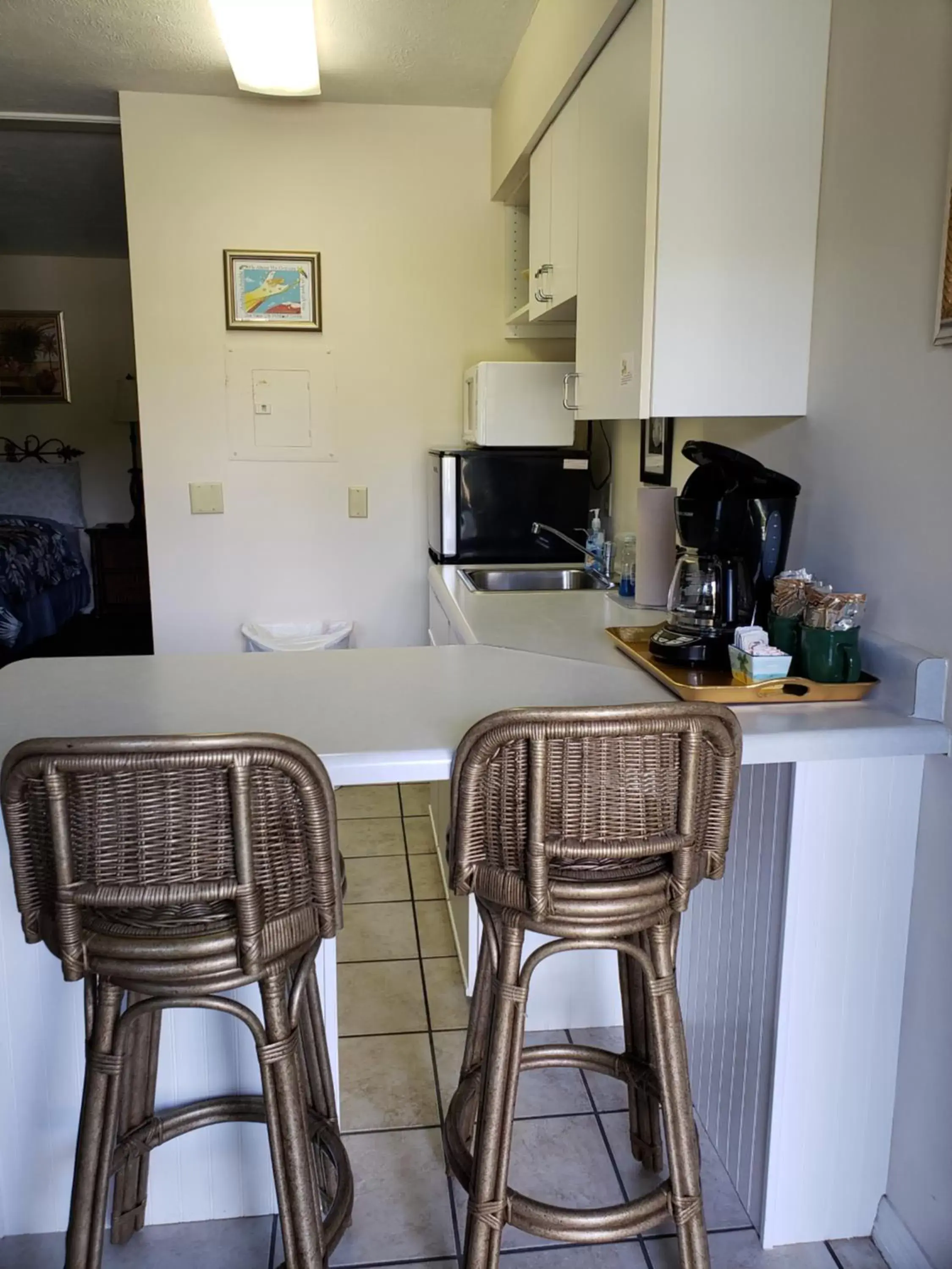 Kitchen/Kitchenette in Davis House Inn