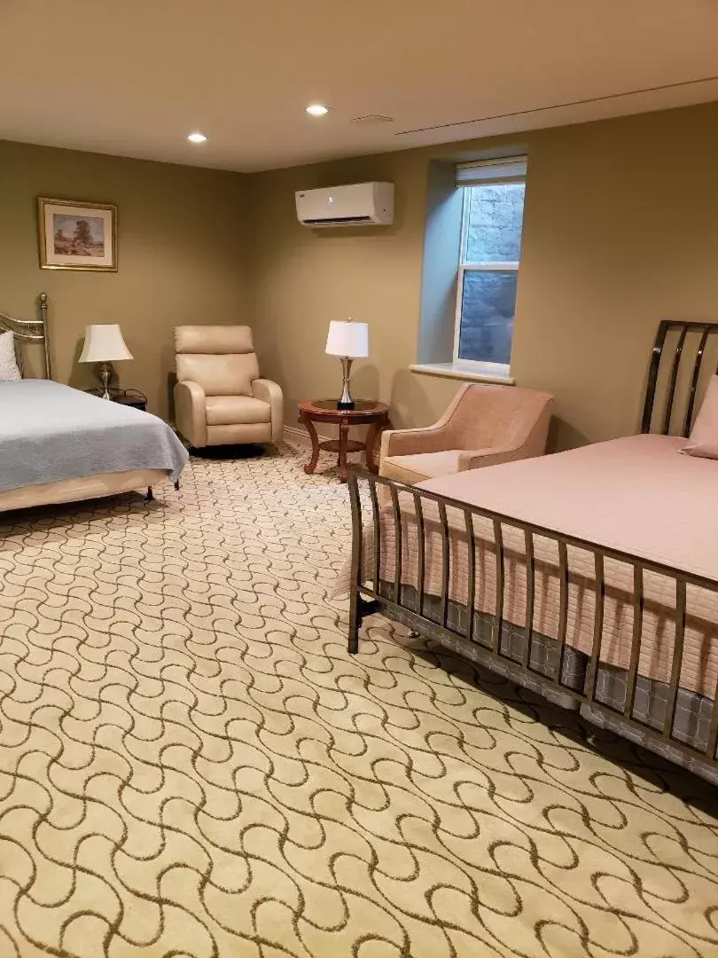 Bed in Mill Creek Gardens Bed in Mill Creek Gardens