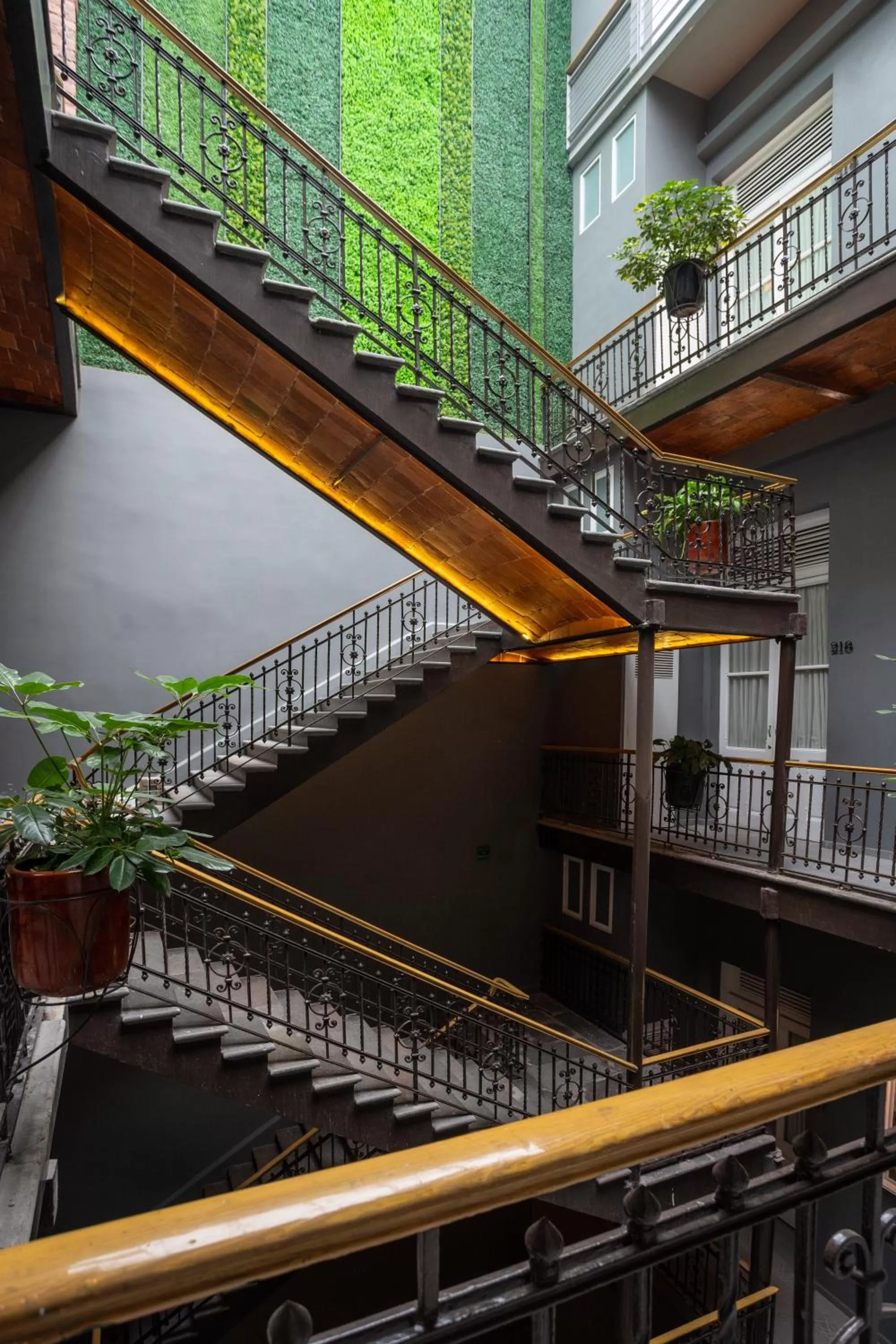 Property building in Hotel Principal