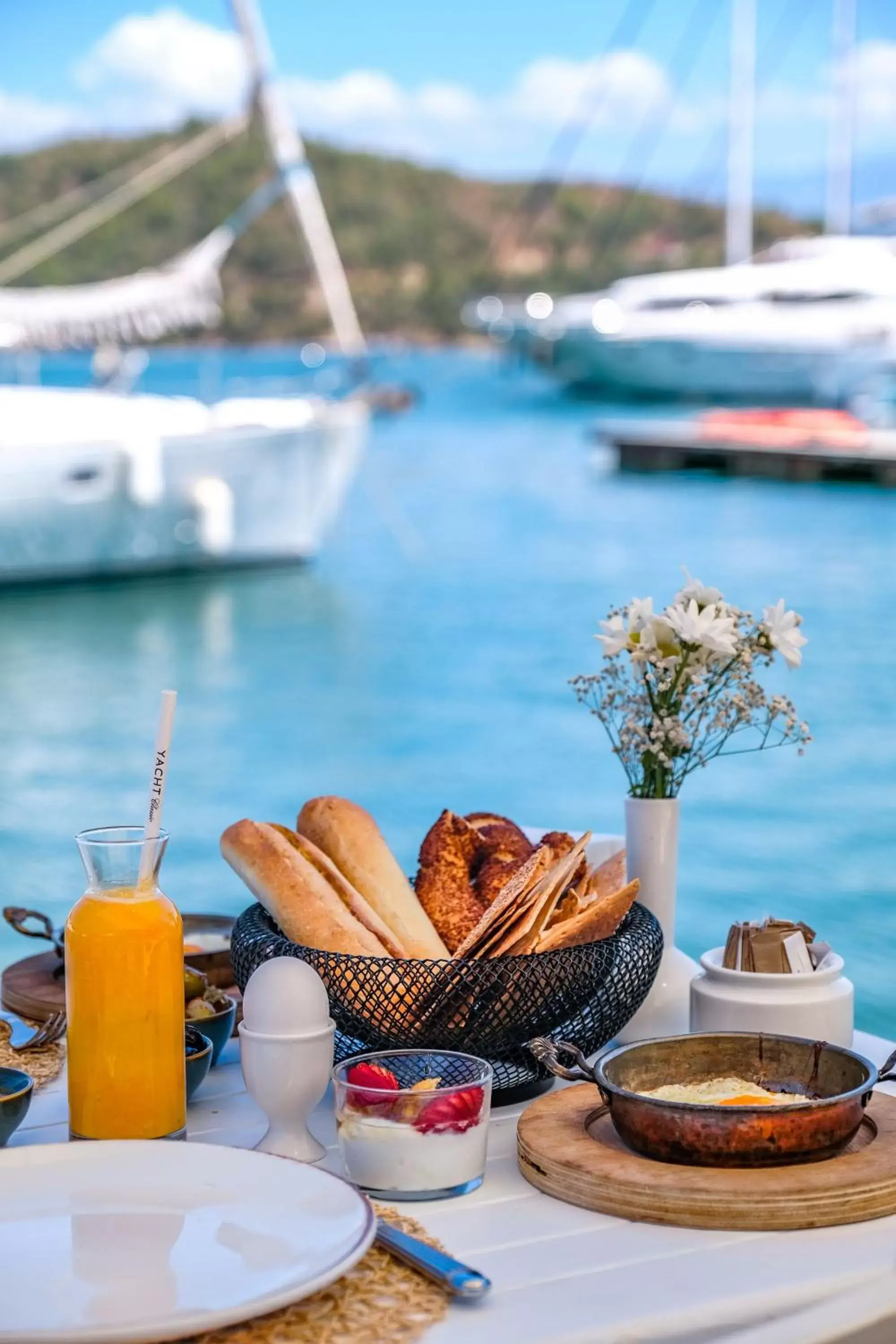 Sea view in Yacht Classic Hotel - Boutique Class